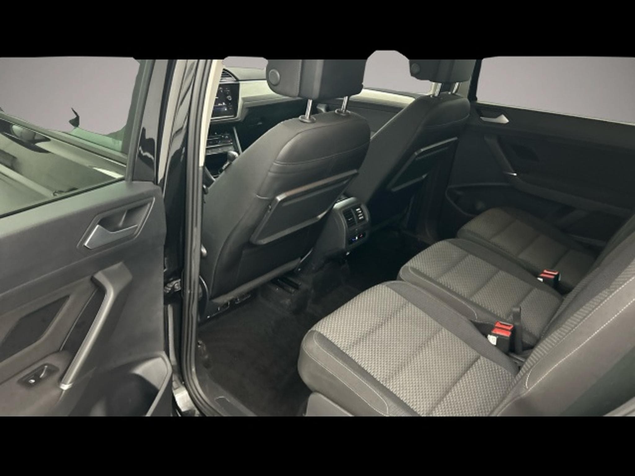 VW Touran (2025) - Foto 7