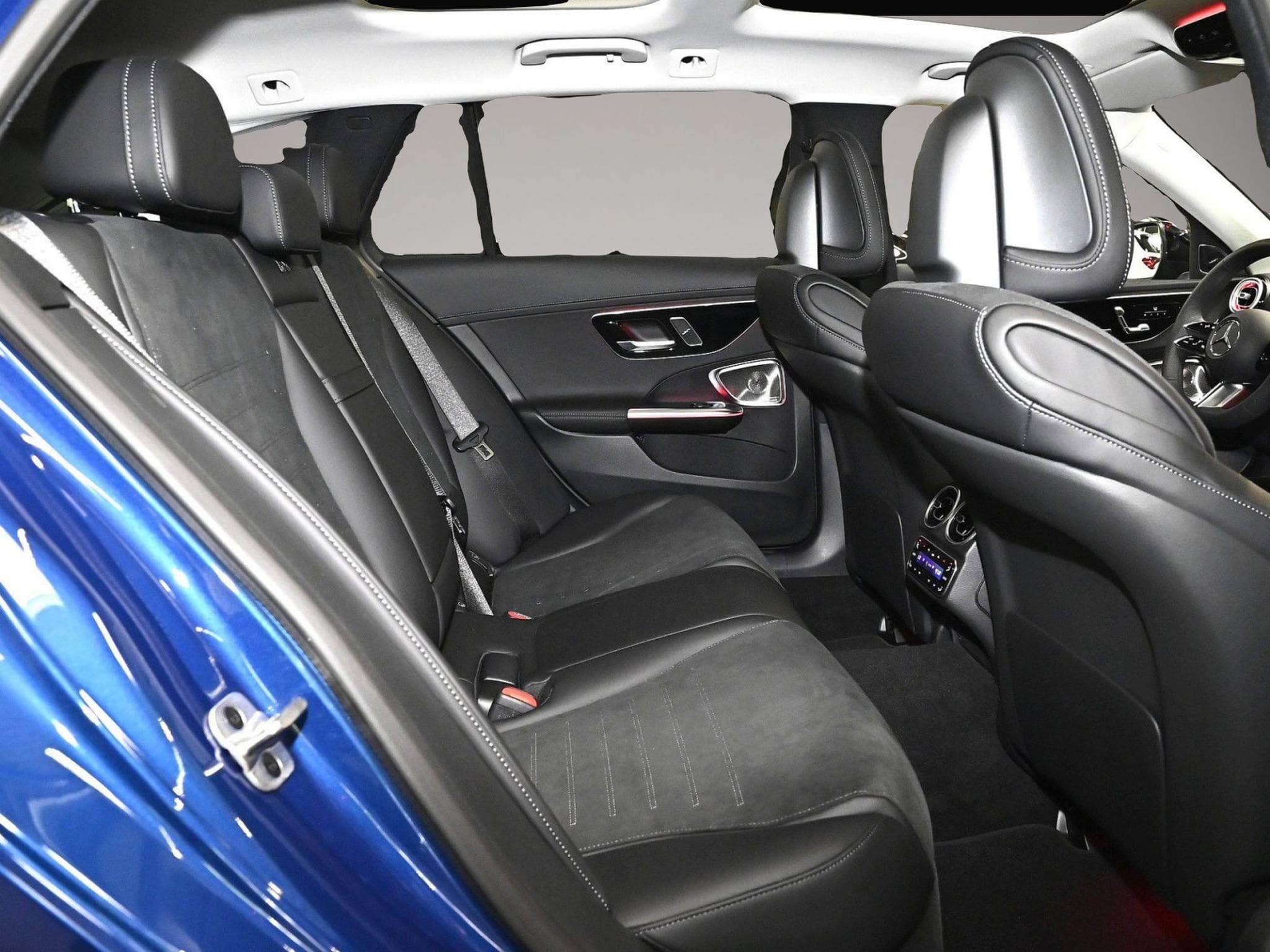 Mercedes C 200 (2025) - Photo 4