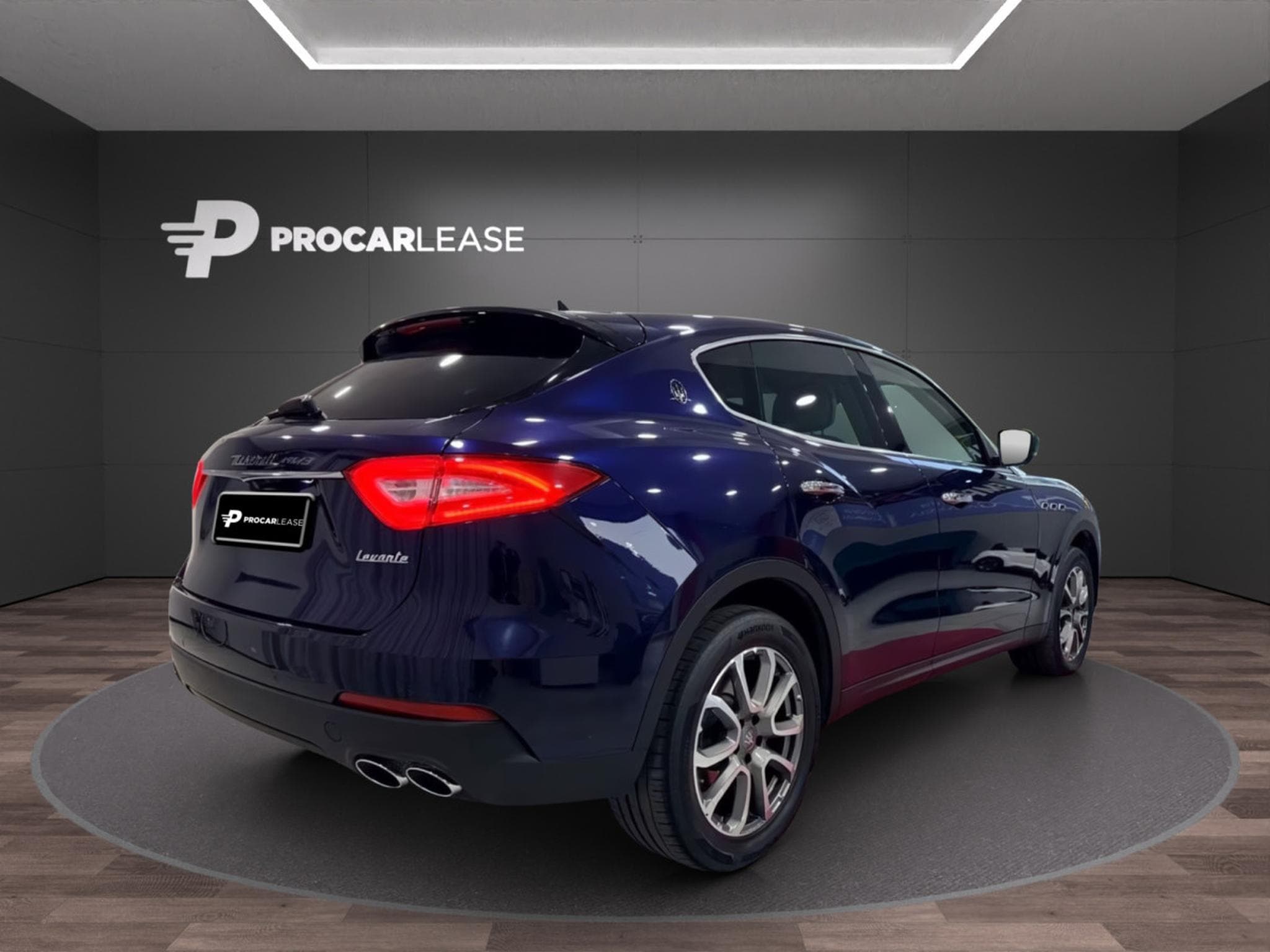 Maserati Levante LEVANTE  SQ4 / CAMERA 360/ ACC/ CUIR/Panorama/VOLL (2017) - Photo 3