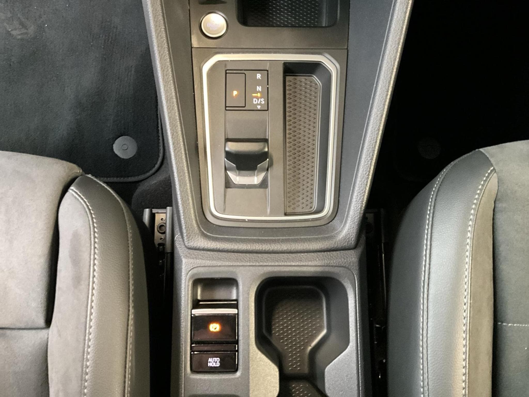VW Caddy Style+DSG+Led+Navi+LM17+P.Ass. (2024) - Photo 12