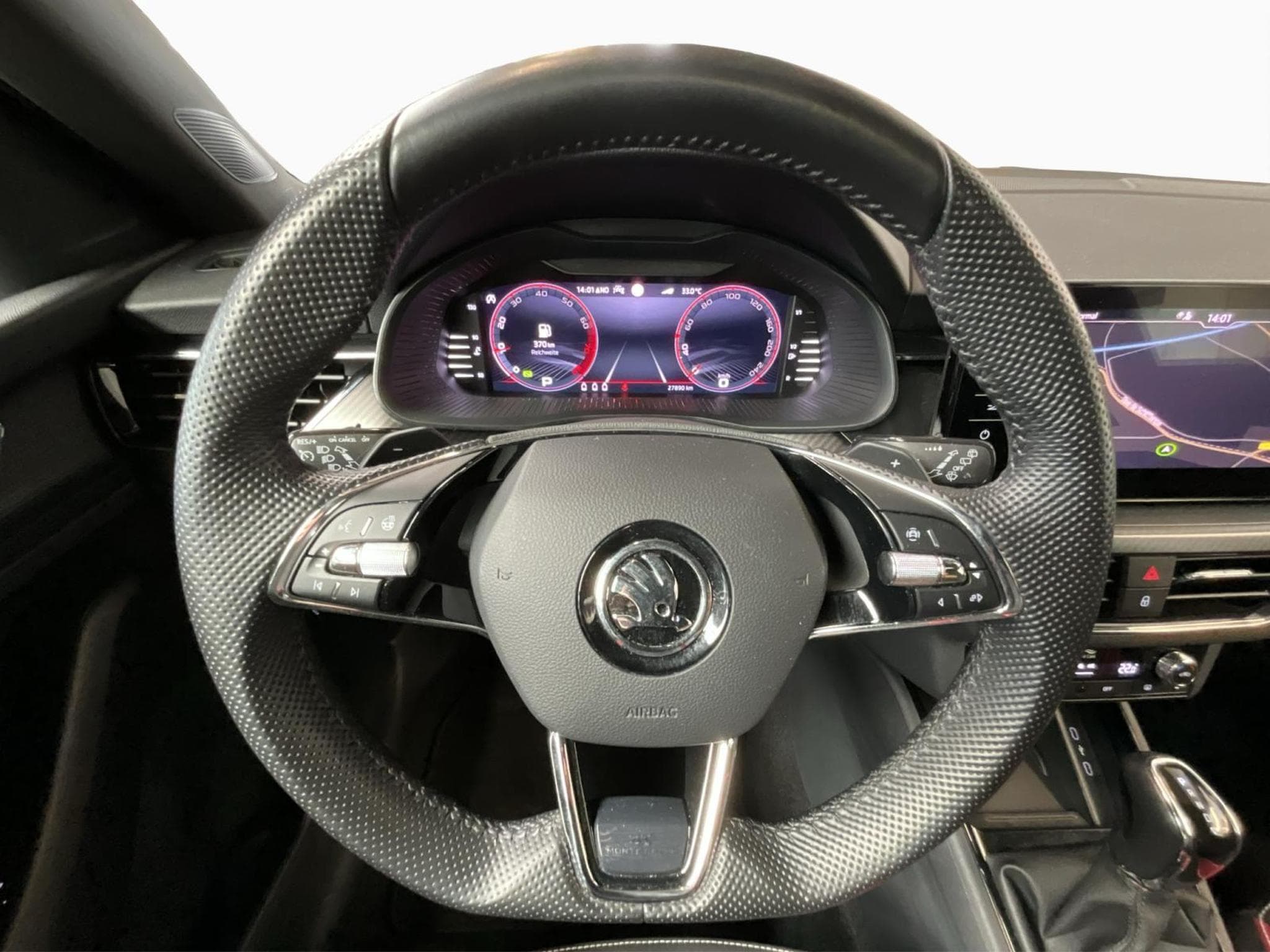Skoda Kamiq Monte-Carlo+DSG (2022) - Foto 10