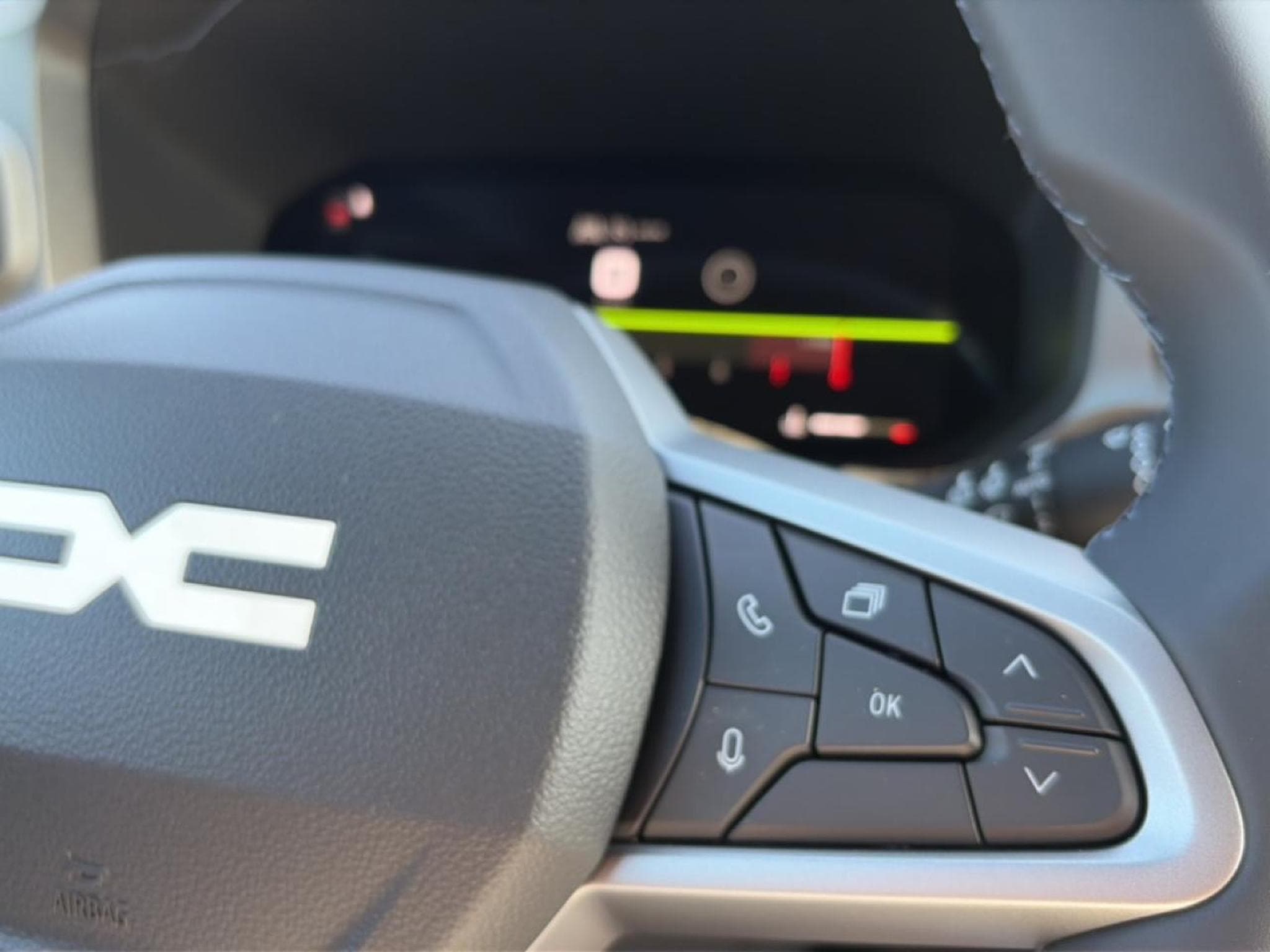 Dacia BIGSTER 1.2 MILD HYBRID 140 JOURNEY (2026) - Photo 15