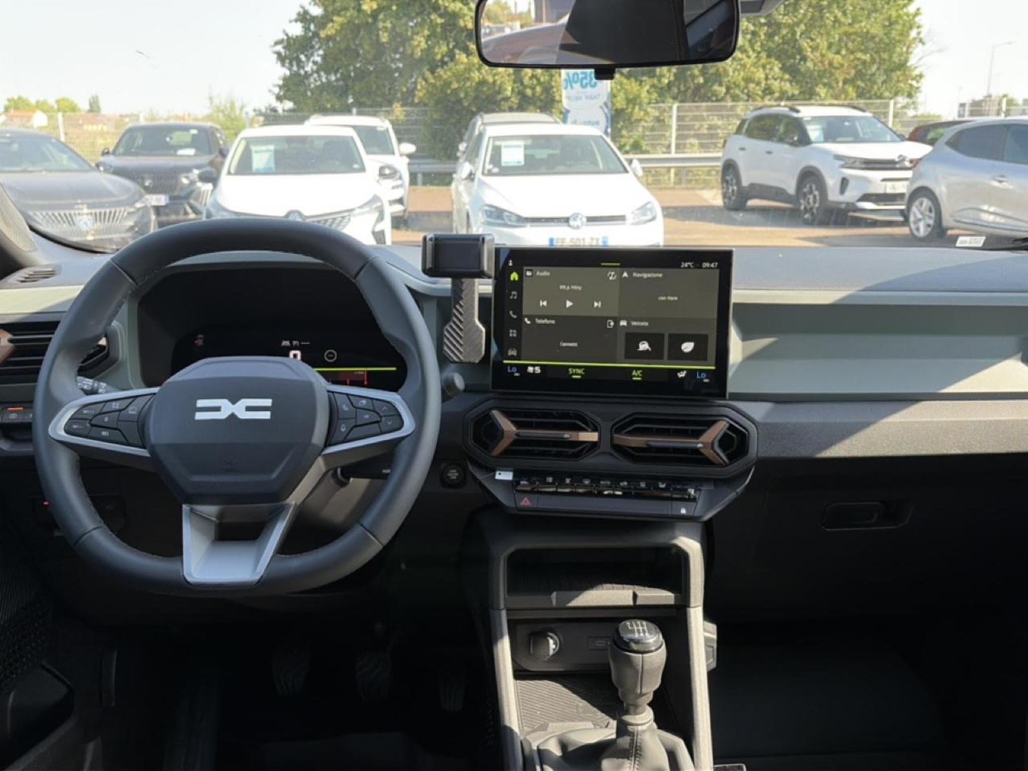 Dacia BIGSTER 1.2 MILD HYBRID 140 EXTREME (2026) - Photo 10