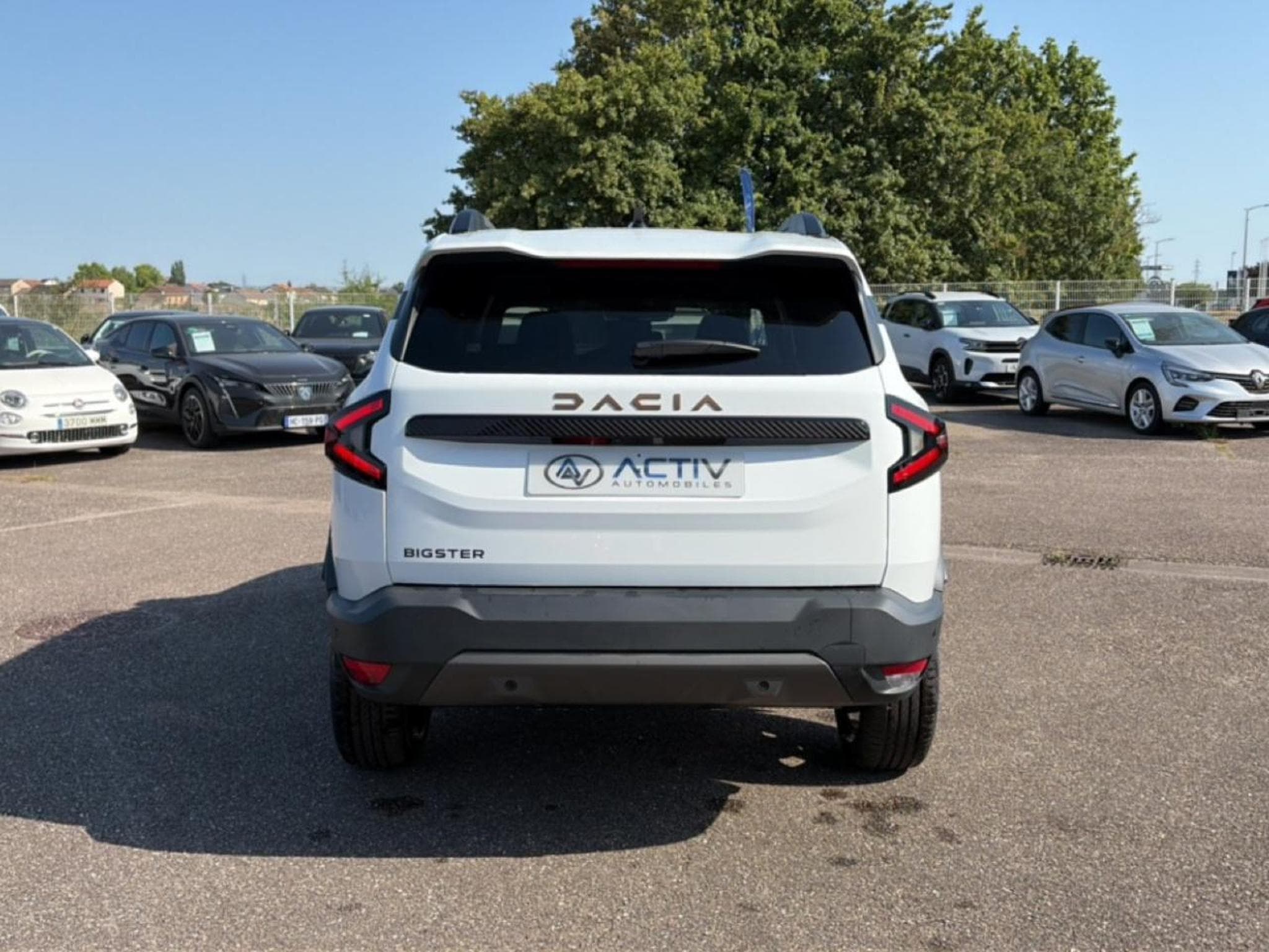 Dacia BIGSTER 1.2 MILD HYBRID 140 EXTREME (2026) - Photo 6
