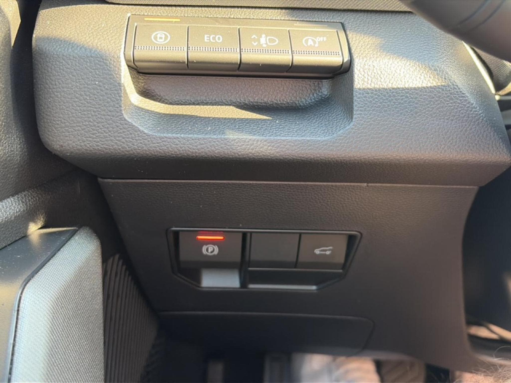 Dacia BIGSTER 1.2 MILD HYBRID 140 JOURNEY (2026) - Photo 11