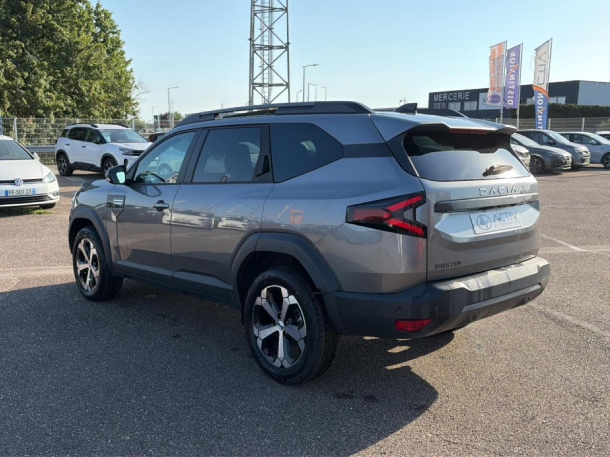 Dacia BIGSTER 1.2 MILD HYBRID 140 JOURNEY (2026) - Photo 7