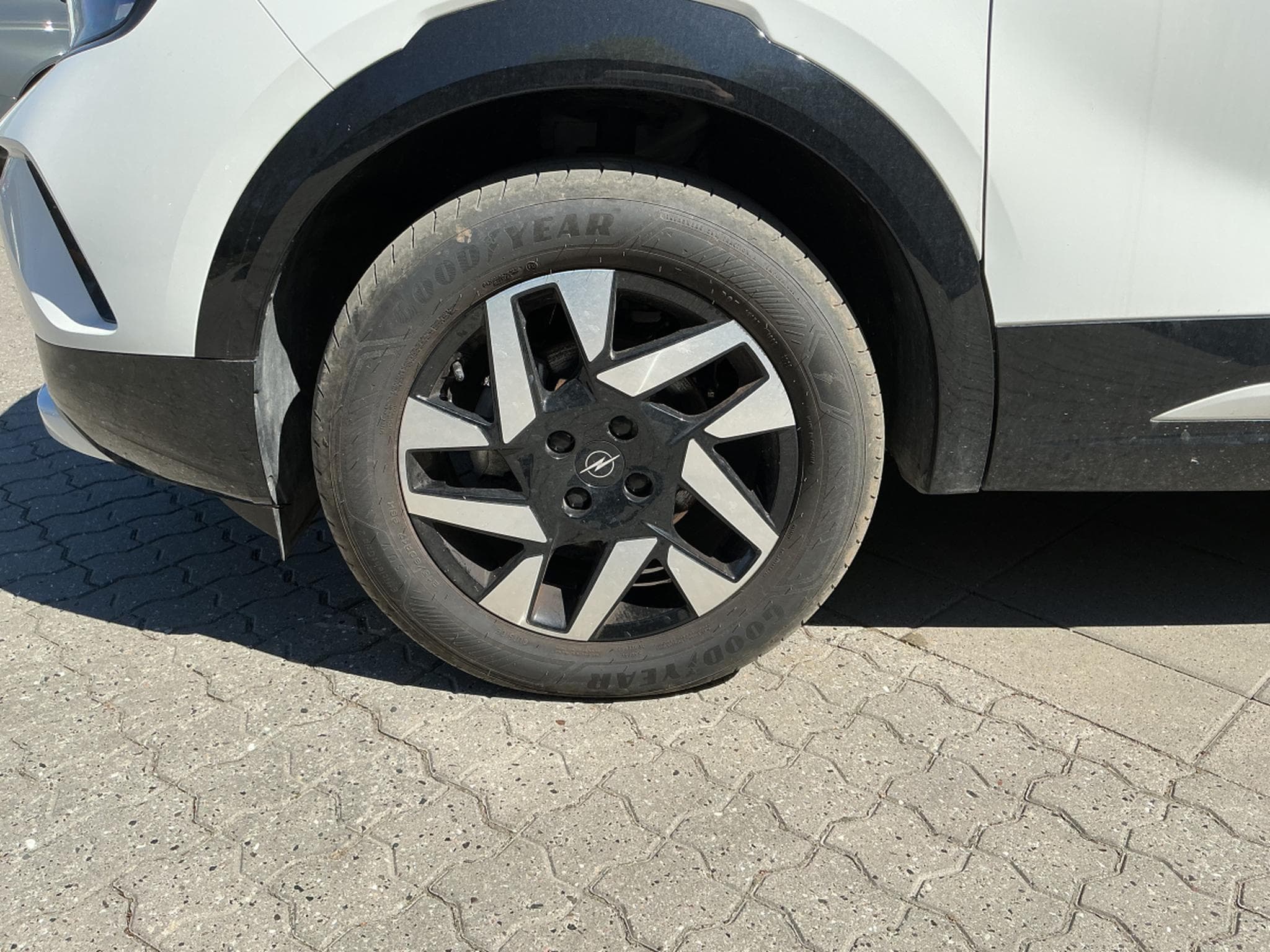 Opel Mokka GS Line (2025) - Photo 17