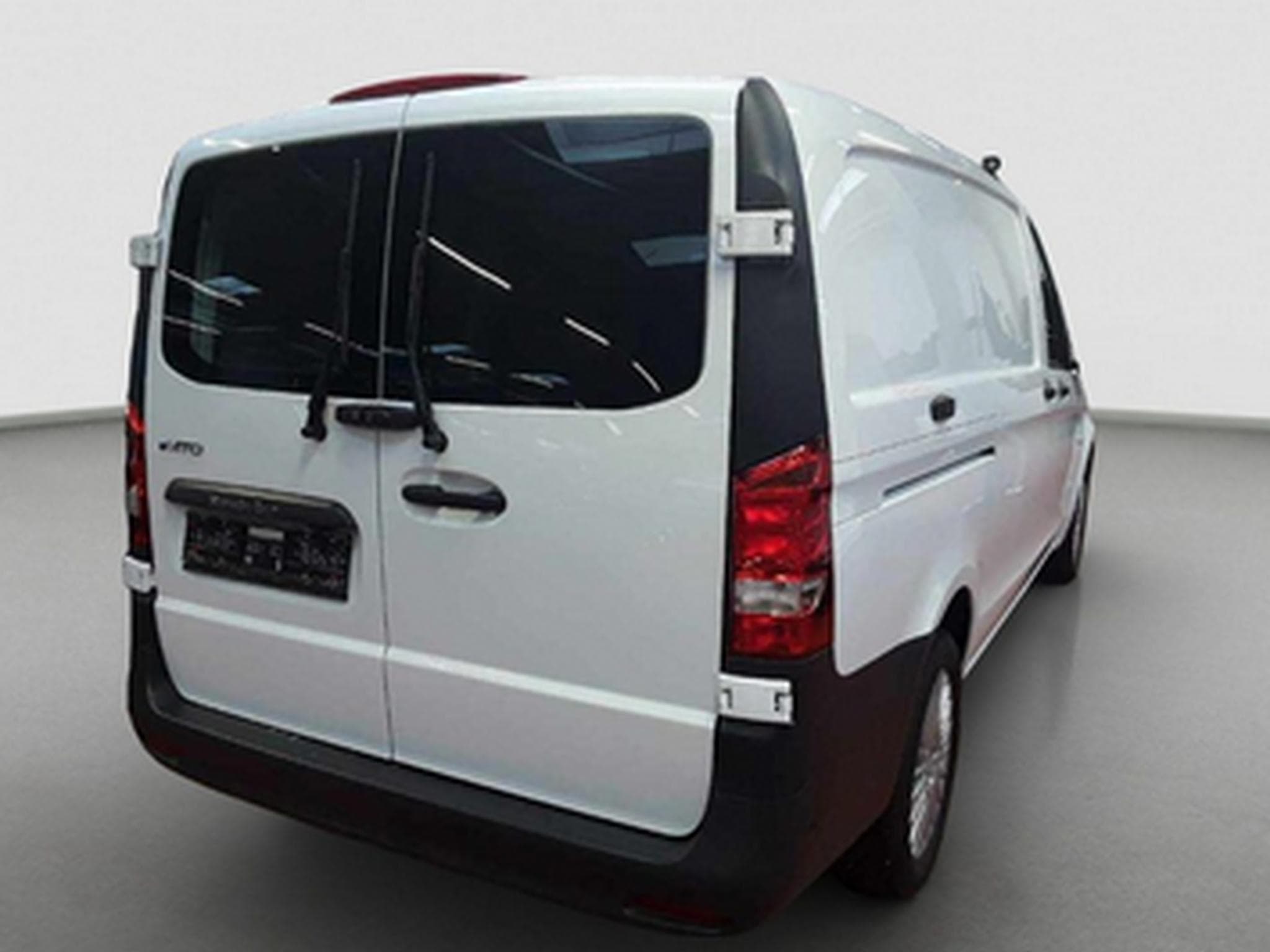 Mercedes Vito 112 van long (2024) - Photo 3