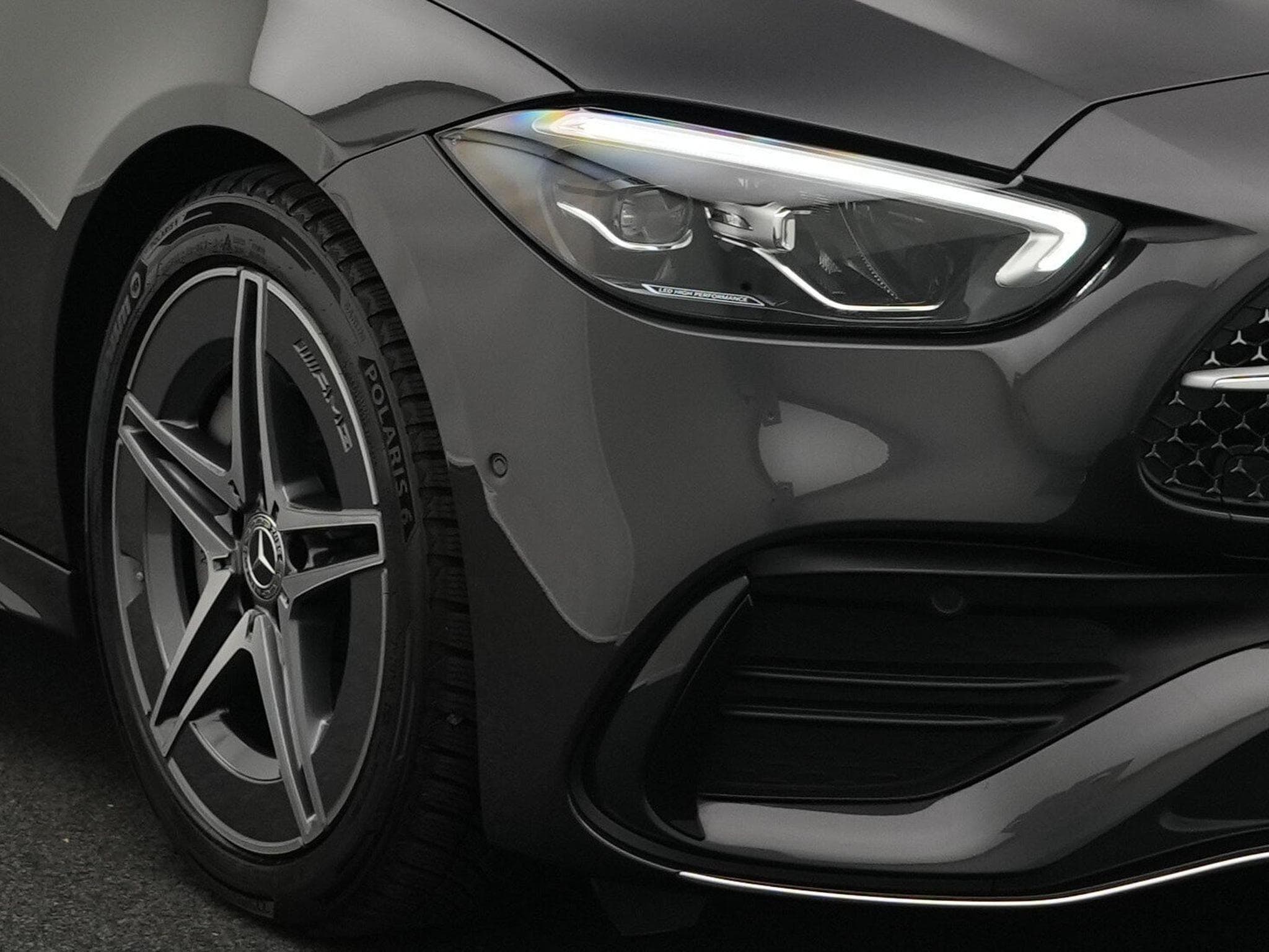 Mercedes C 300 d T AMG-Line LED+Kamera+Keyless+AHK (2025) - Foto 7