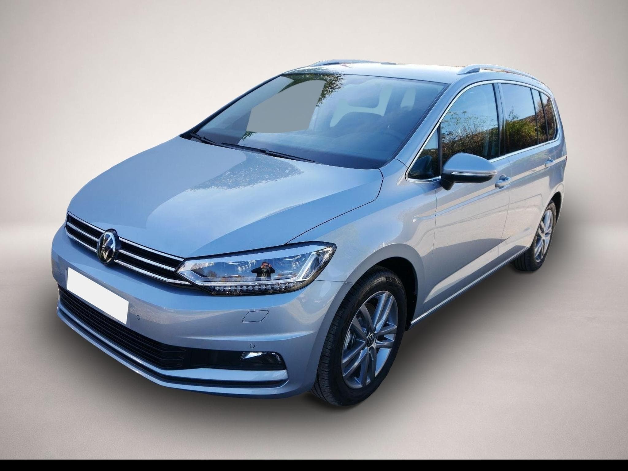 VW Touran (2026) - Foto 1