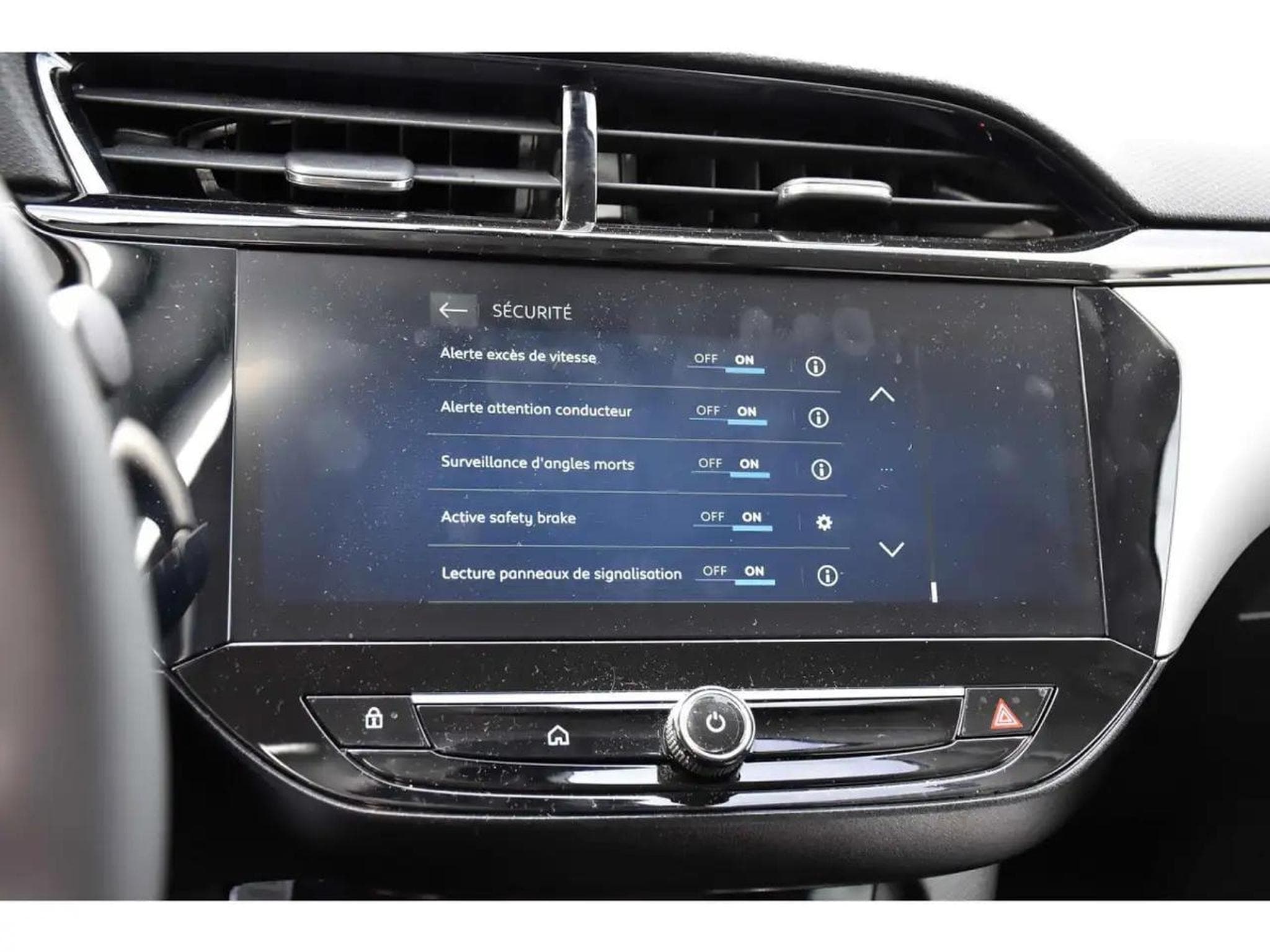 Opel Corsa (2025) - Photo 12