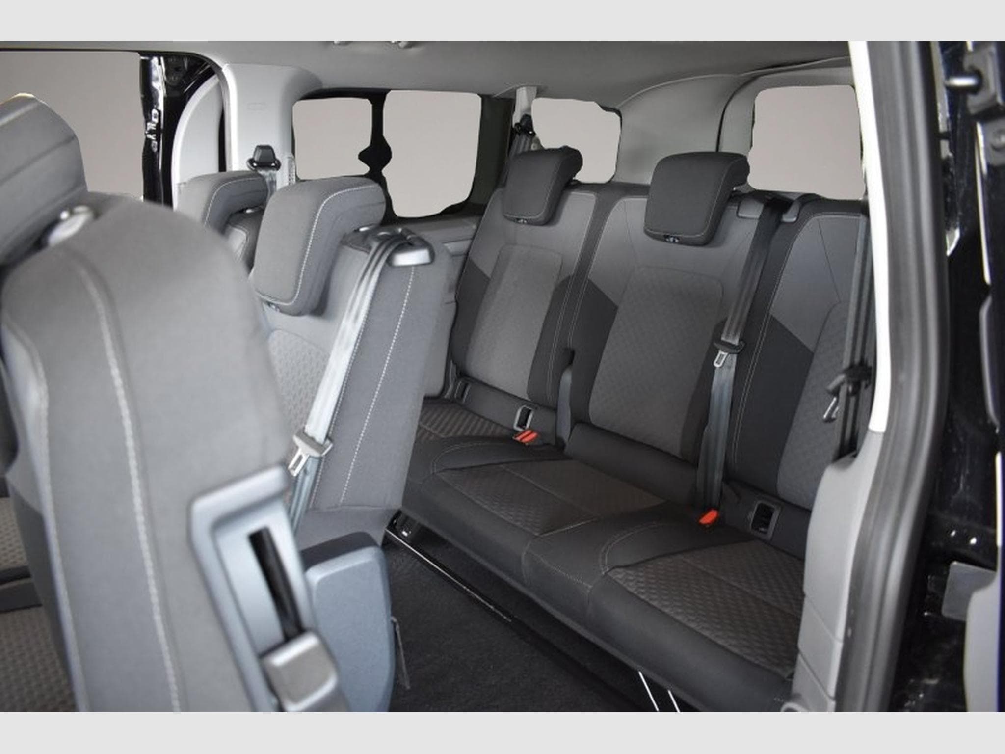 VW Caravelle (2026) - Foto 3