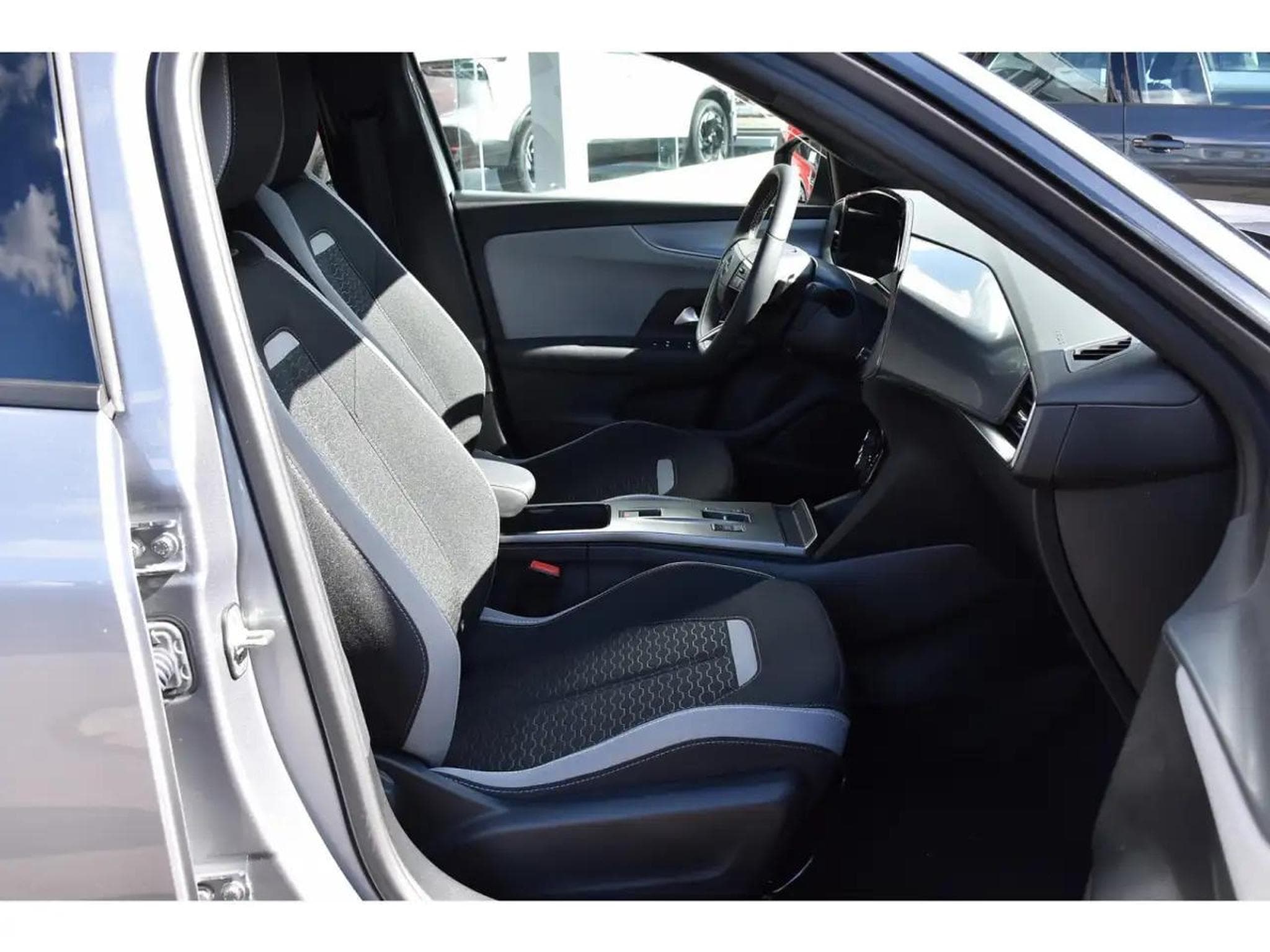 Opel Mokka (2025) - Foto 7