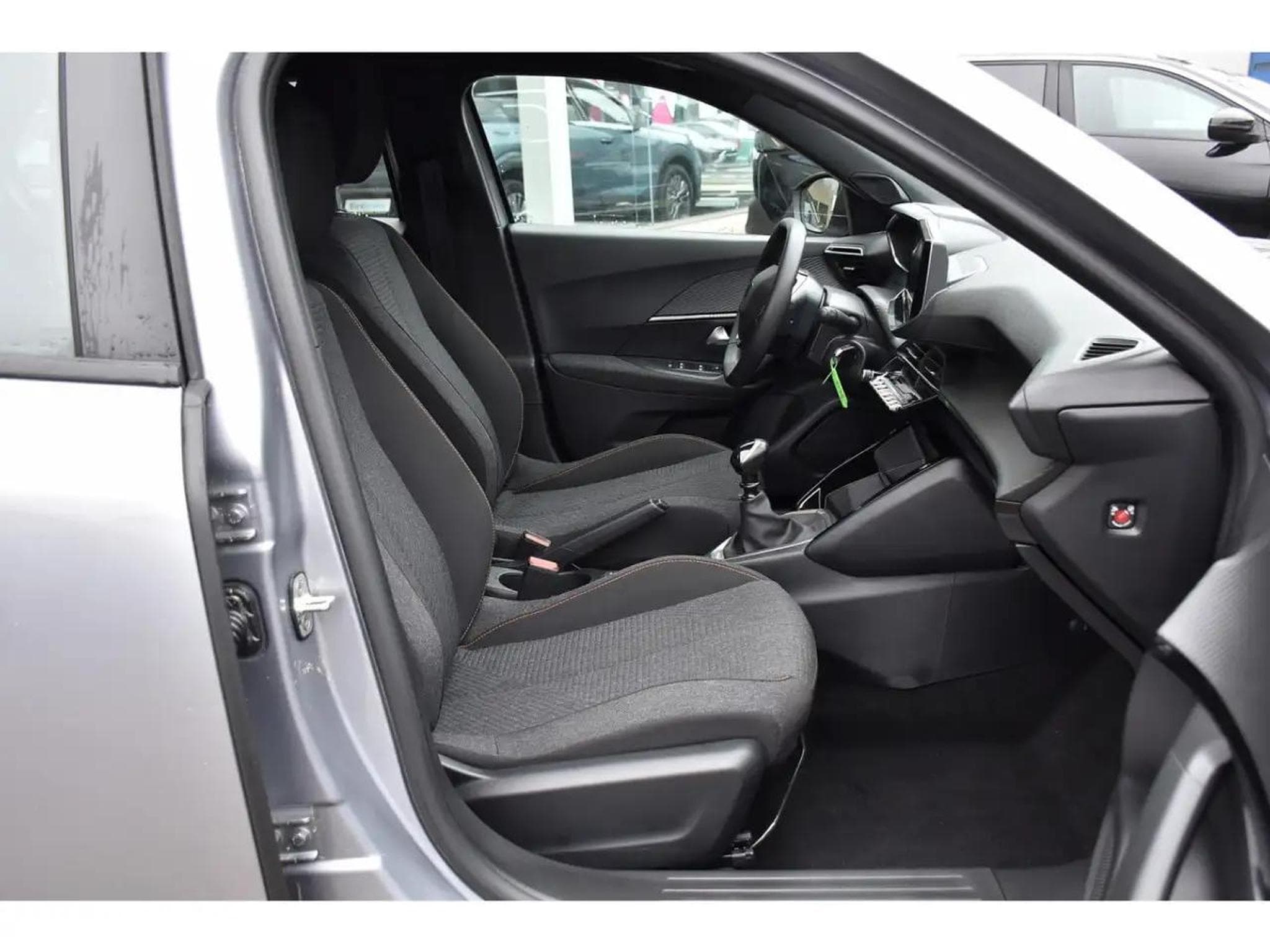 Peugeot 2008 (2025) - Foto 7