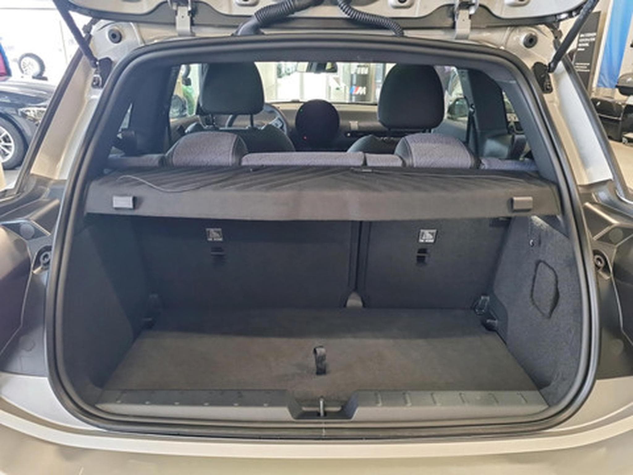 Mini Cooper MINI Electric (2025) - Photo 12