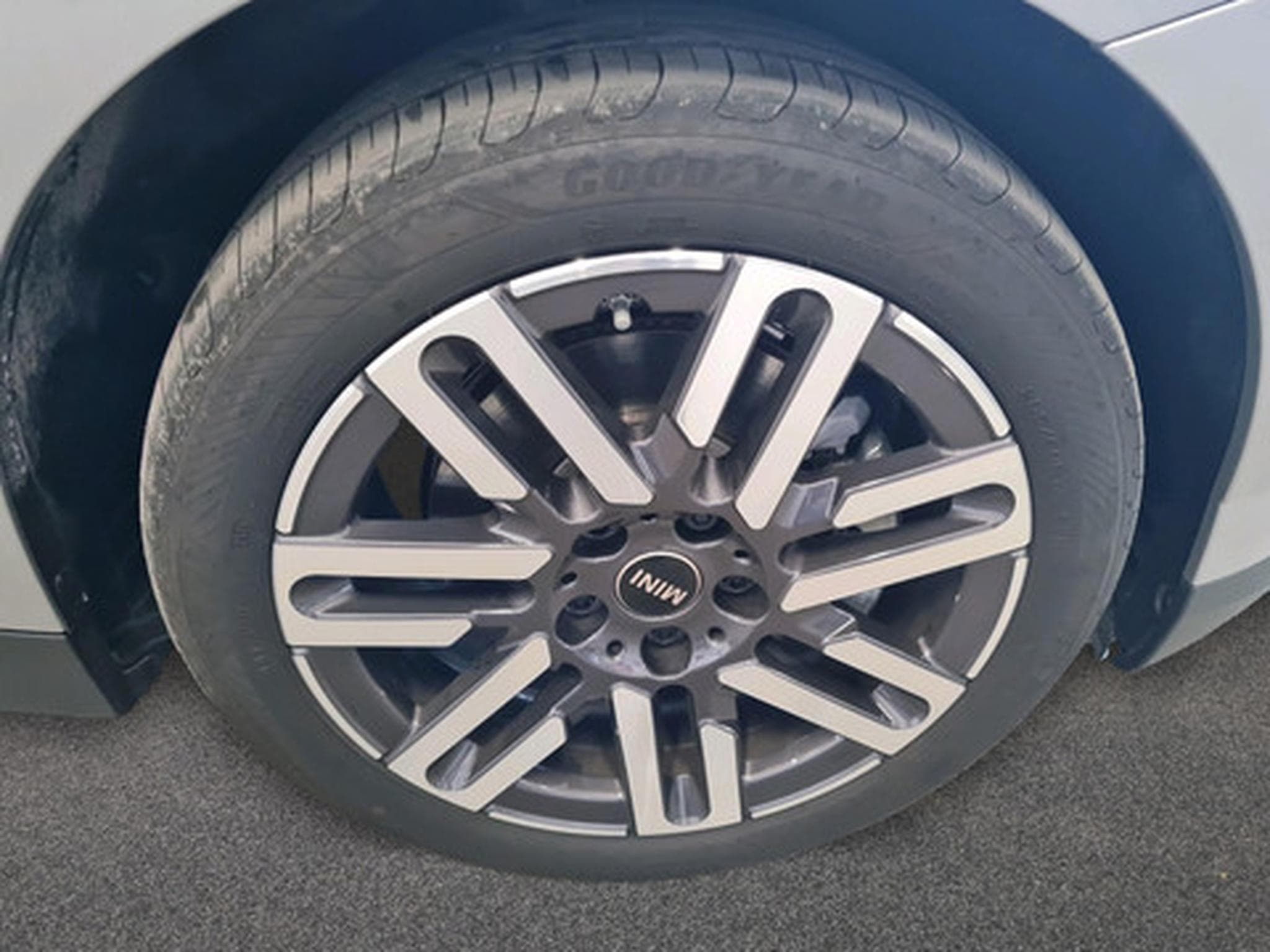 Mini Cooper MINI Electric (2025) - Photo 14