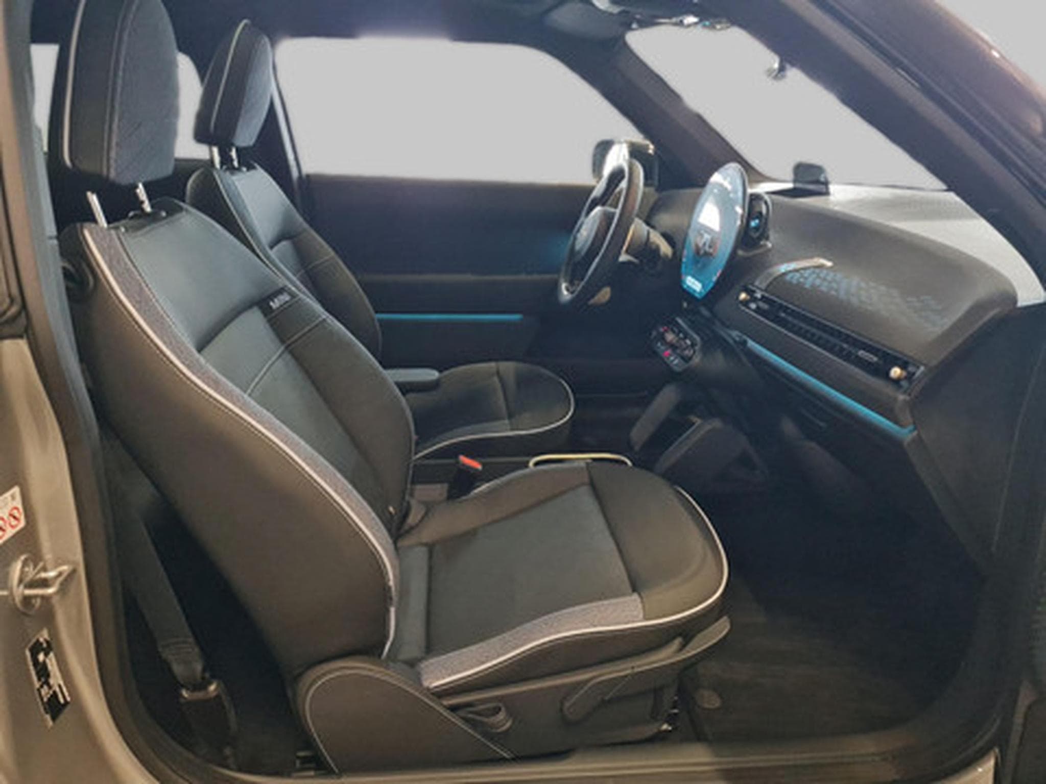 Mini Cooper MINI Electric (2025) - Photo 4