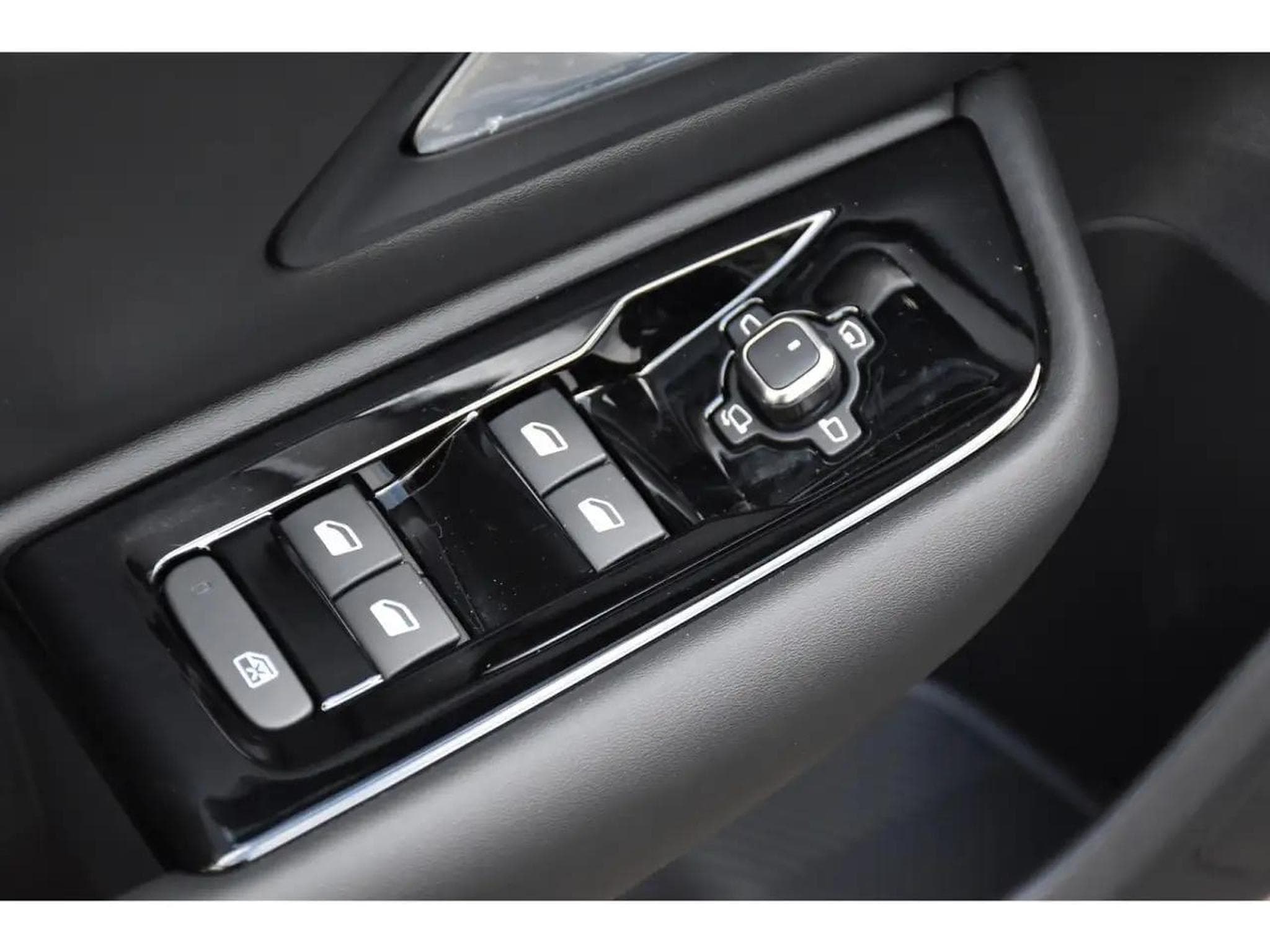 Citroën C5 X (2024) - Foto 24
