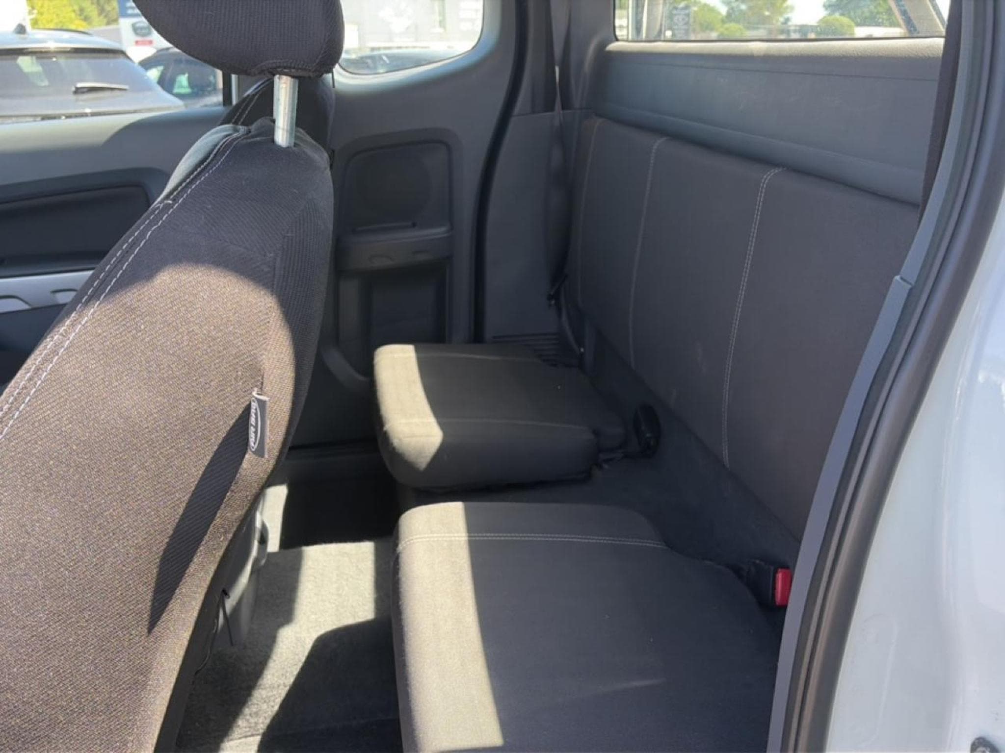 Ford RANGER 2.2 TDCI 150 SUPER CAB XLT SPORT 4X4 (2015) - Photo 12
