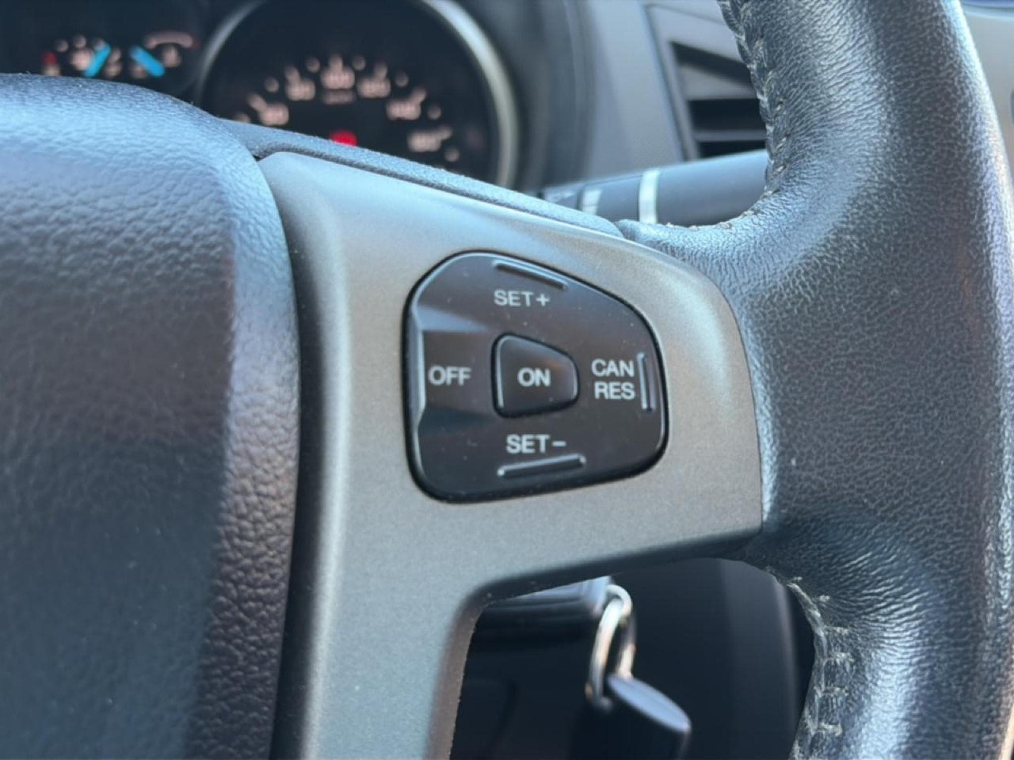 Ford RANGER 2.2 TDCI 150 SUPER CAB XLT SPORT 4X4 (2015) - Photo 18