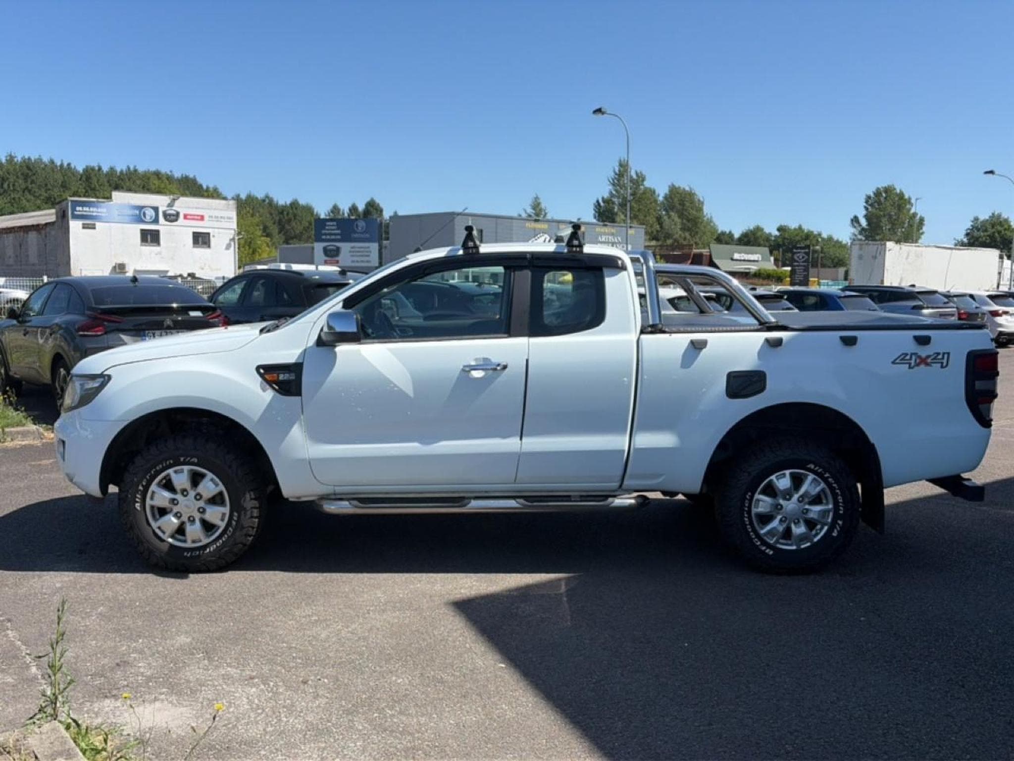 Ford RANGER 2.2 TDCI 150 SUPER CAB XLT SPORT 4X4 (2015) - Photo 8