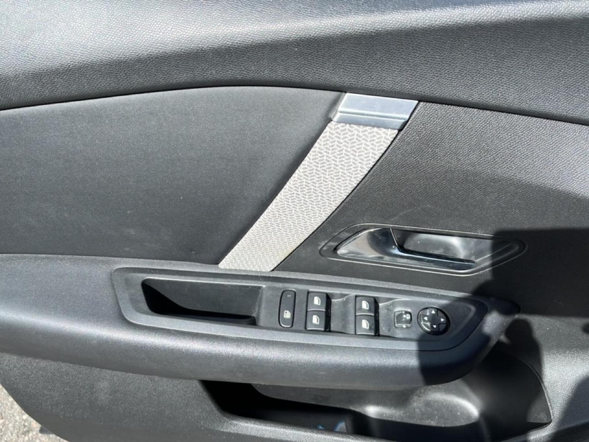 Citroen C4 1.5 BLUEHDI 130 MAX AUTOMATIQUE (2024) - Foto 12