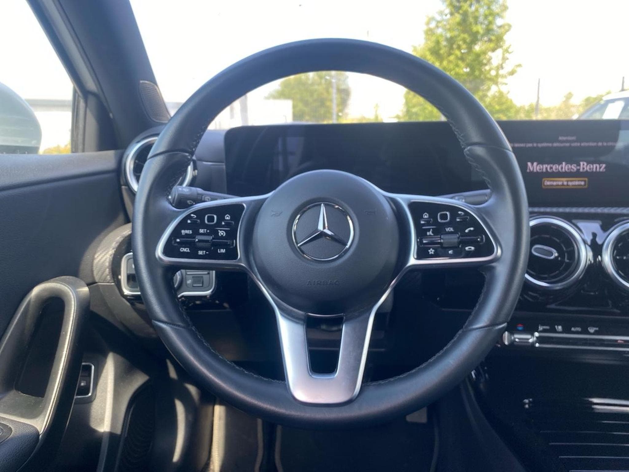 Mercedes CLASSE A 250 E 160+102 STYLE LINE 8G-DCT (2022) - Photo 10