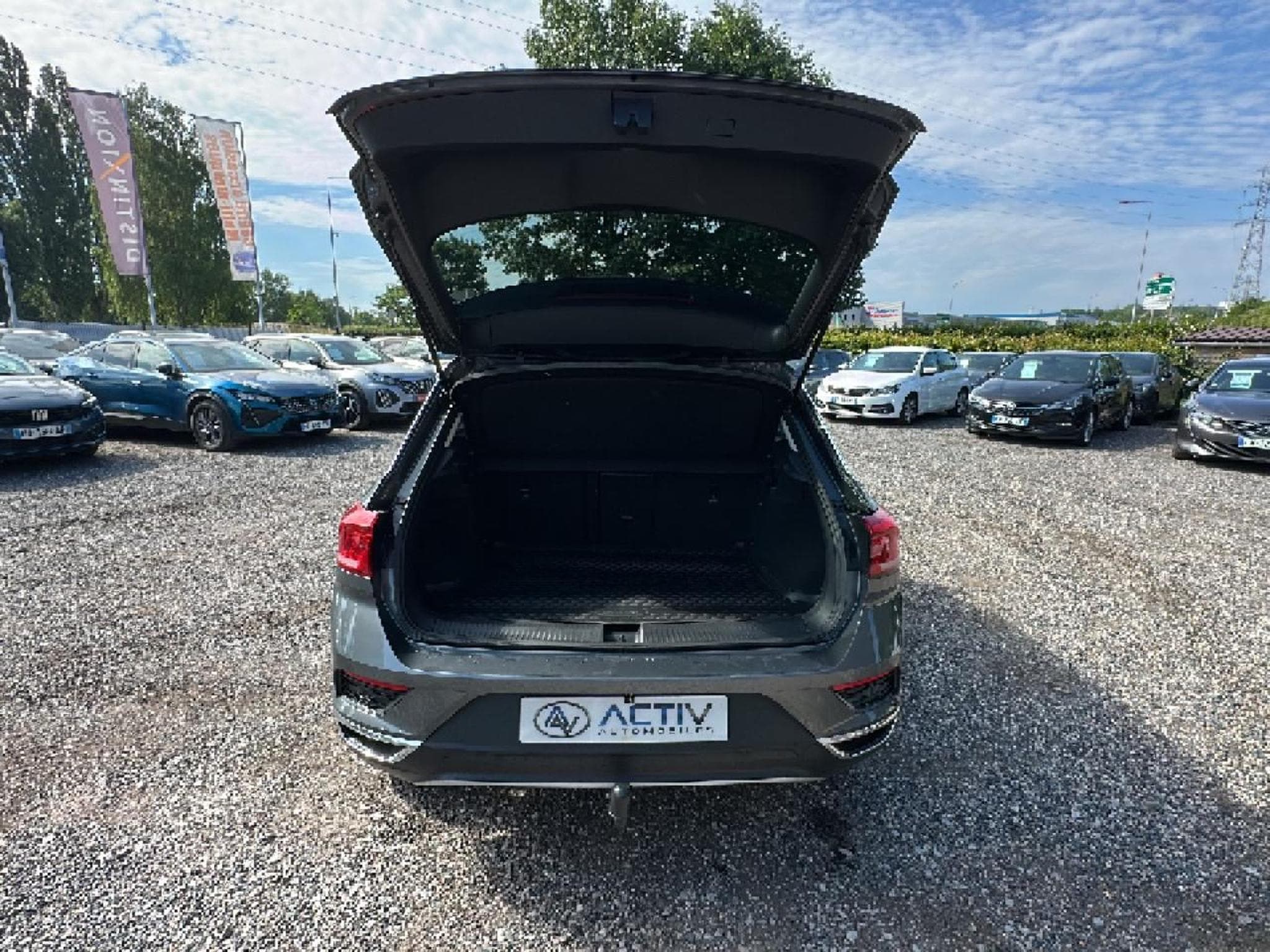 VW T-ROC 1.5 TSI EVO 150 LOUNGE DSG7 (2021) - Photo 11