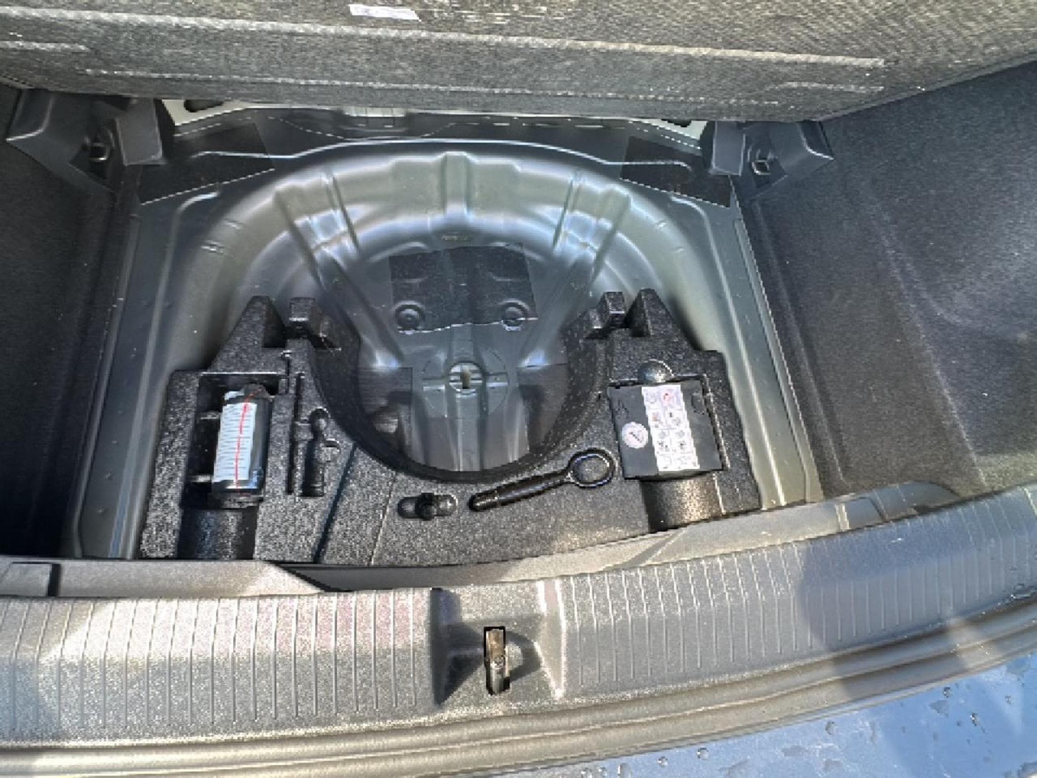 VW T-ROC 1.5 TSI EVO 150 LOUNGE DSG7 (2021) - Photo 13