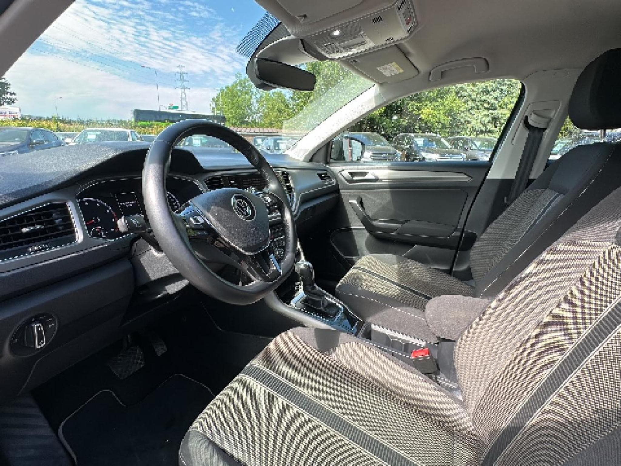 VW T-ROC 1.5 TSI EVO 150 LOUNGE DSG7 (2021) - Photo 15