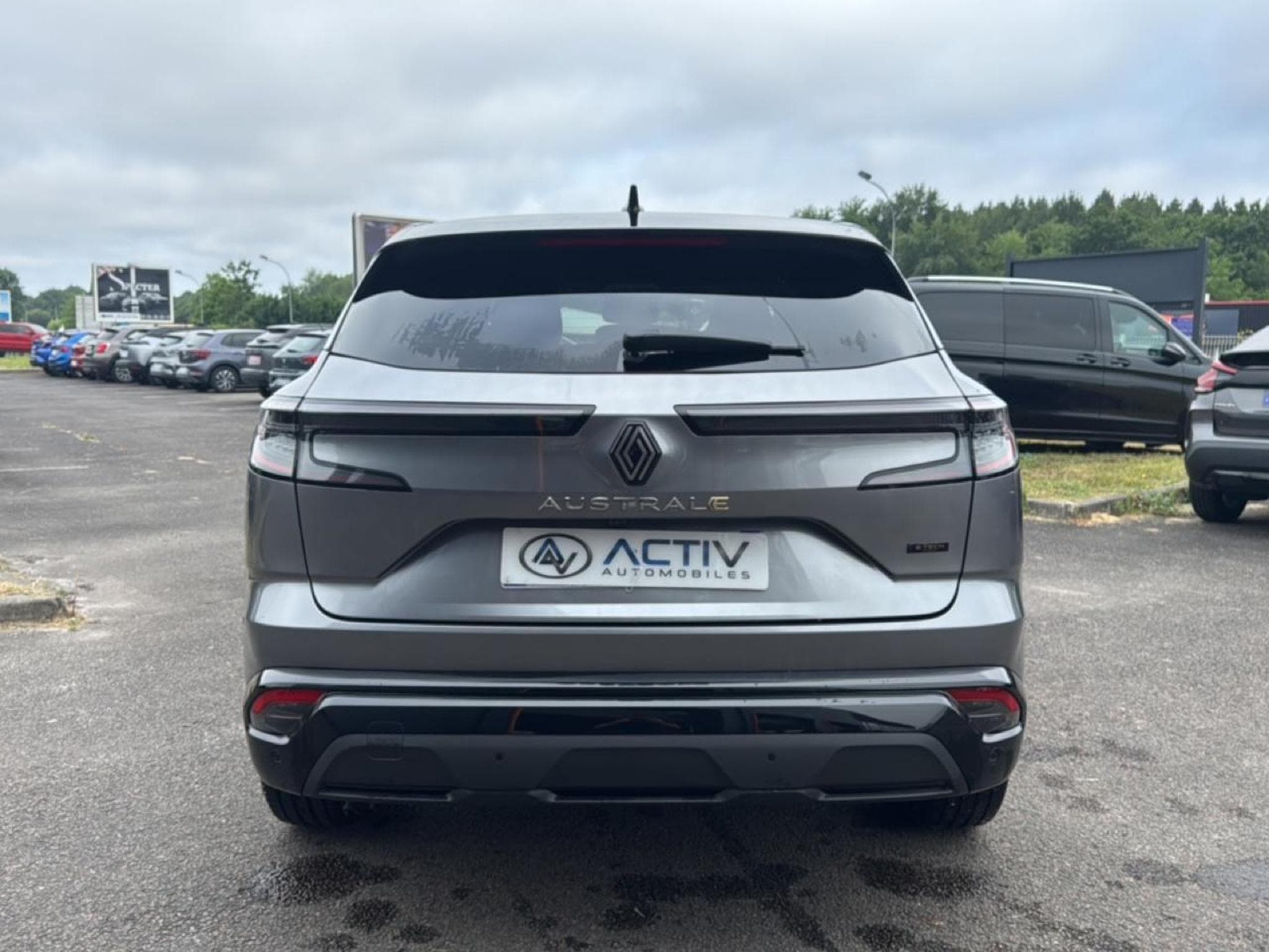Renault AUSTRAL 1.2 E-TECH FULL HYBRID 200 TECHNO (2024) - Photo 6