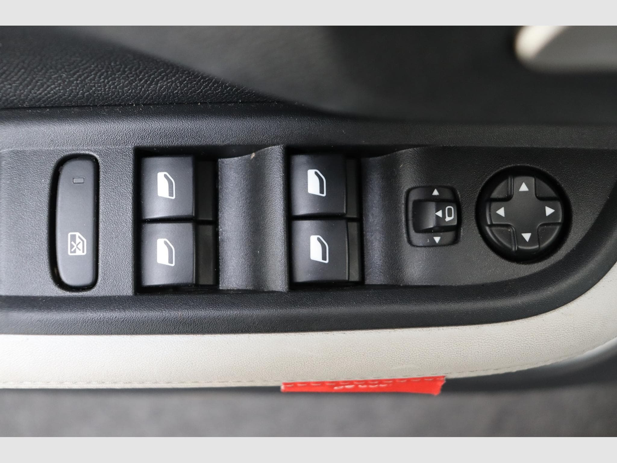Citroen E-C3 MAX (2025) - Foto 17