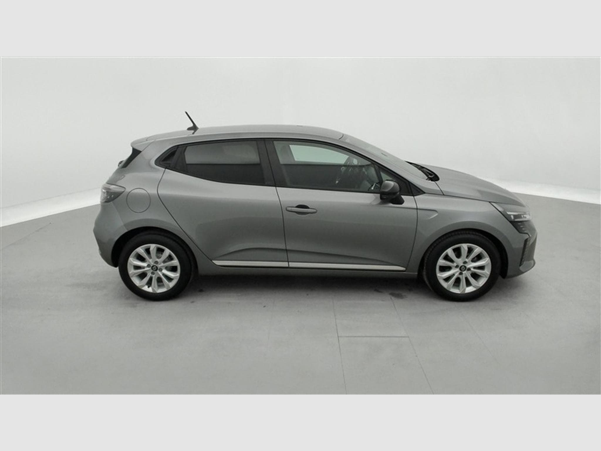 Renault Clio 1.0 TCe 90cv X-Tronic Evolution CARPLAY / PDC AR / JA 16" (2025) - Foto 23