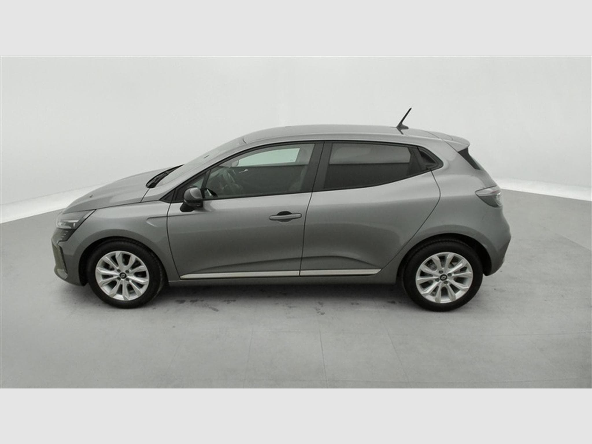Renault Clio 1.0 TCe 90cv X-Tronic Evolution CARPLAY / PDC AR / JA 16" (2025) - Foto 3