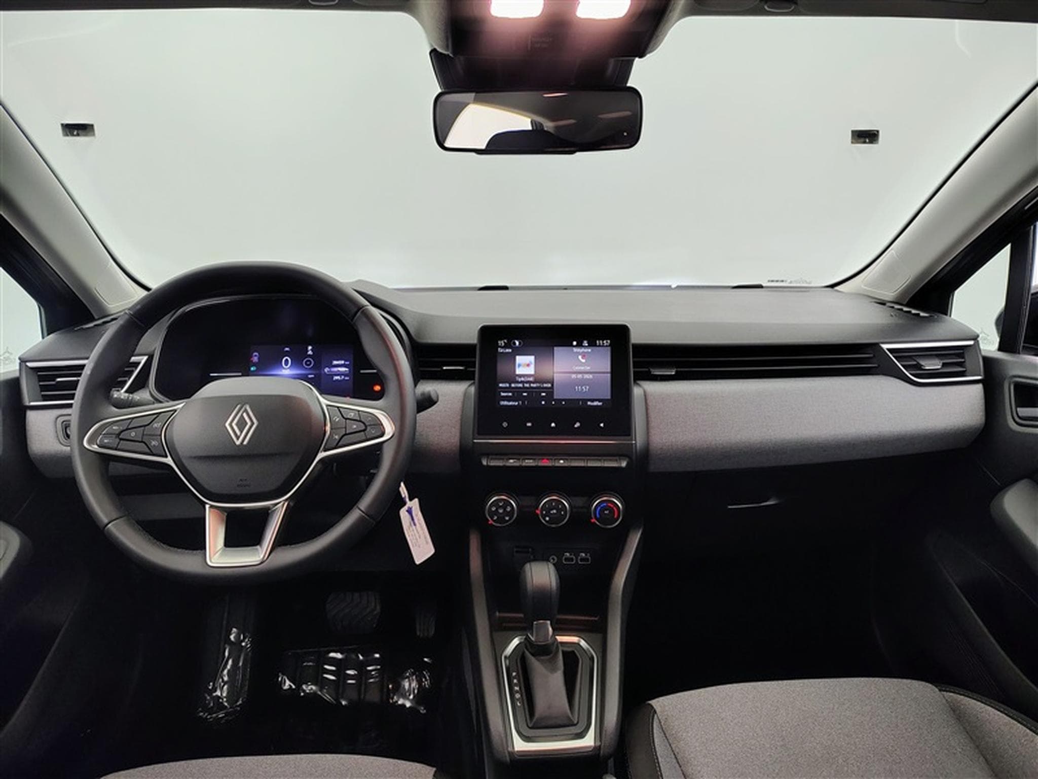 Renault Clio 1.0 TCe 90cv X-Tronic Evolution CARPLAY / PDC AR / JA 16" (2025) - Foto 8
