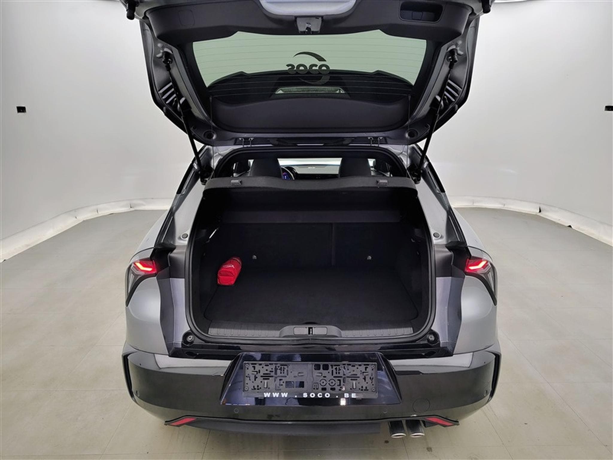 Alfa-Romeo Junior 1.2 Turbo Hybrid Ibrida Speciale (2025) - Photo 14