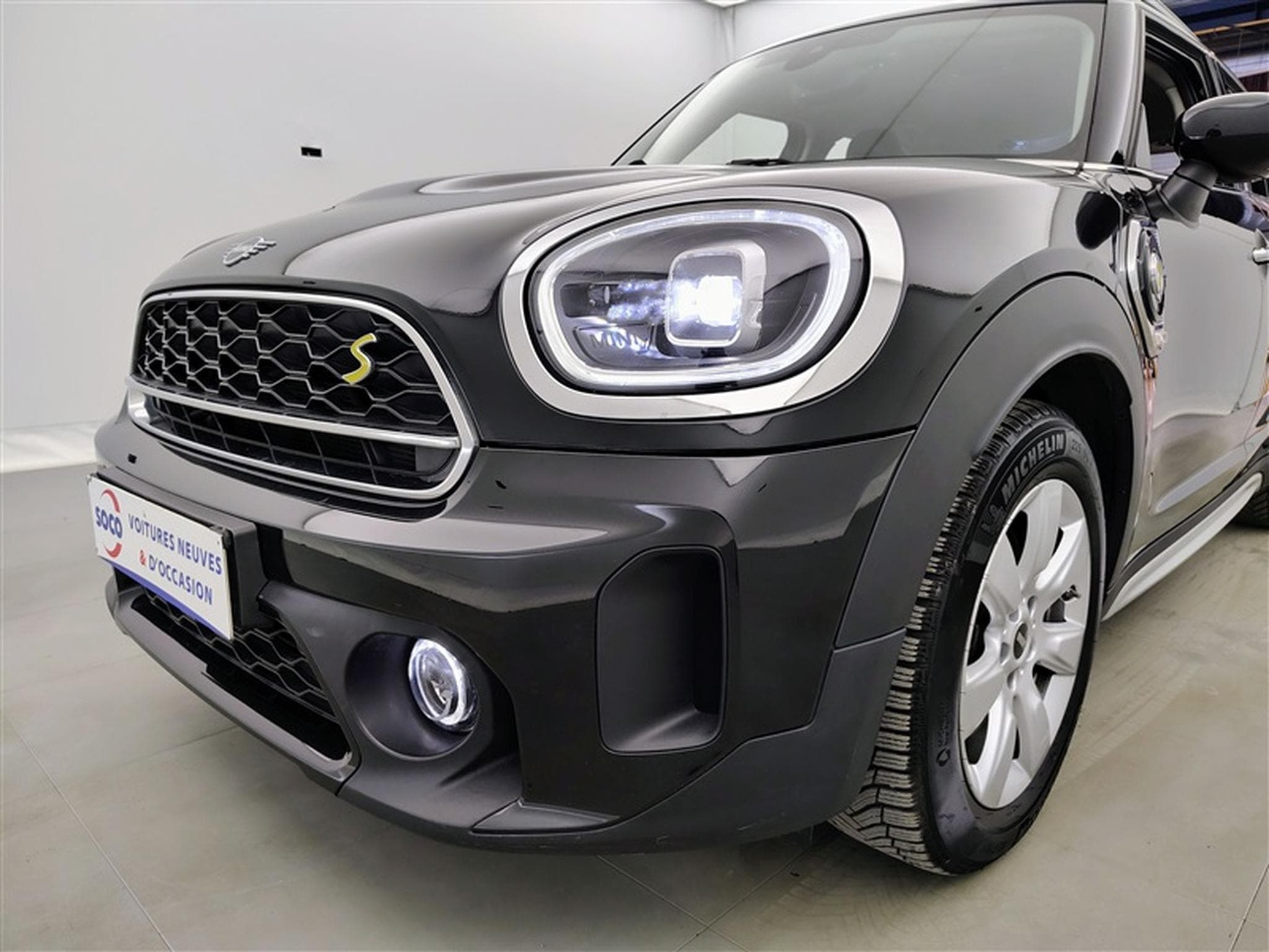 MINI Countryman SE All4 1.5A PHEV Cooper SE ALL4/NAVI/FULL LED/JA17/PDC (2023) - Foto 15