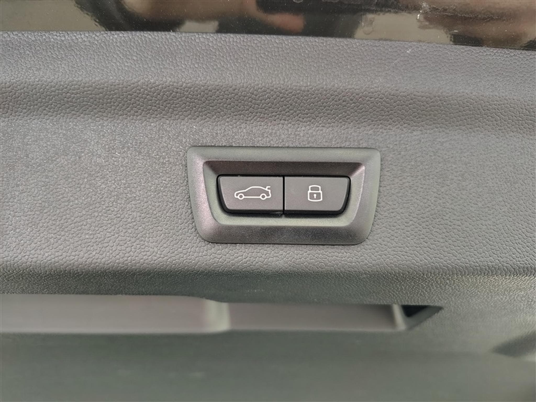 MINI Countryman SE All4 1.5A PHEV Cooper SE ALL4/NAVI/FULL LED/JA17/PDC (2023) - Foto 19