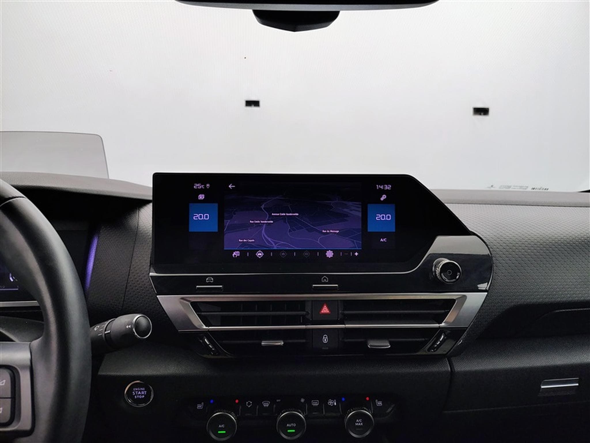 Citroen C4 1.2 PureTech Shine S&S (2021) - Foto 11