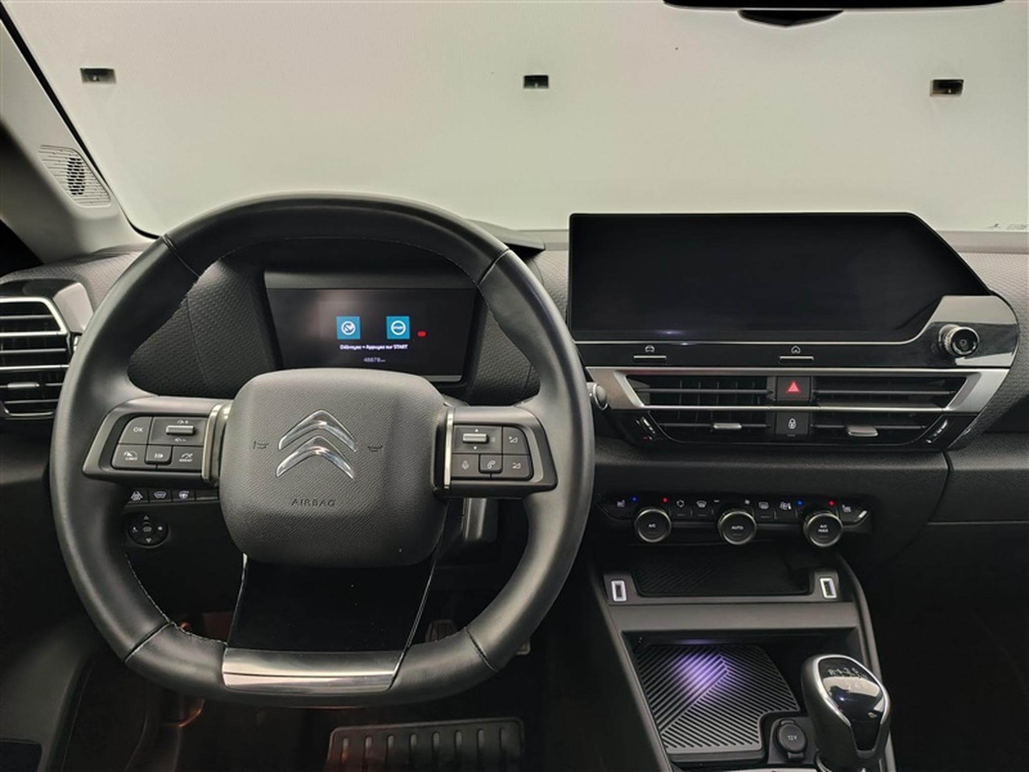 Citroen C4 1.2 PureTech Shine S&S (2021) - Foto 9