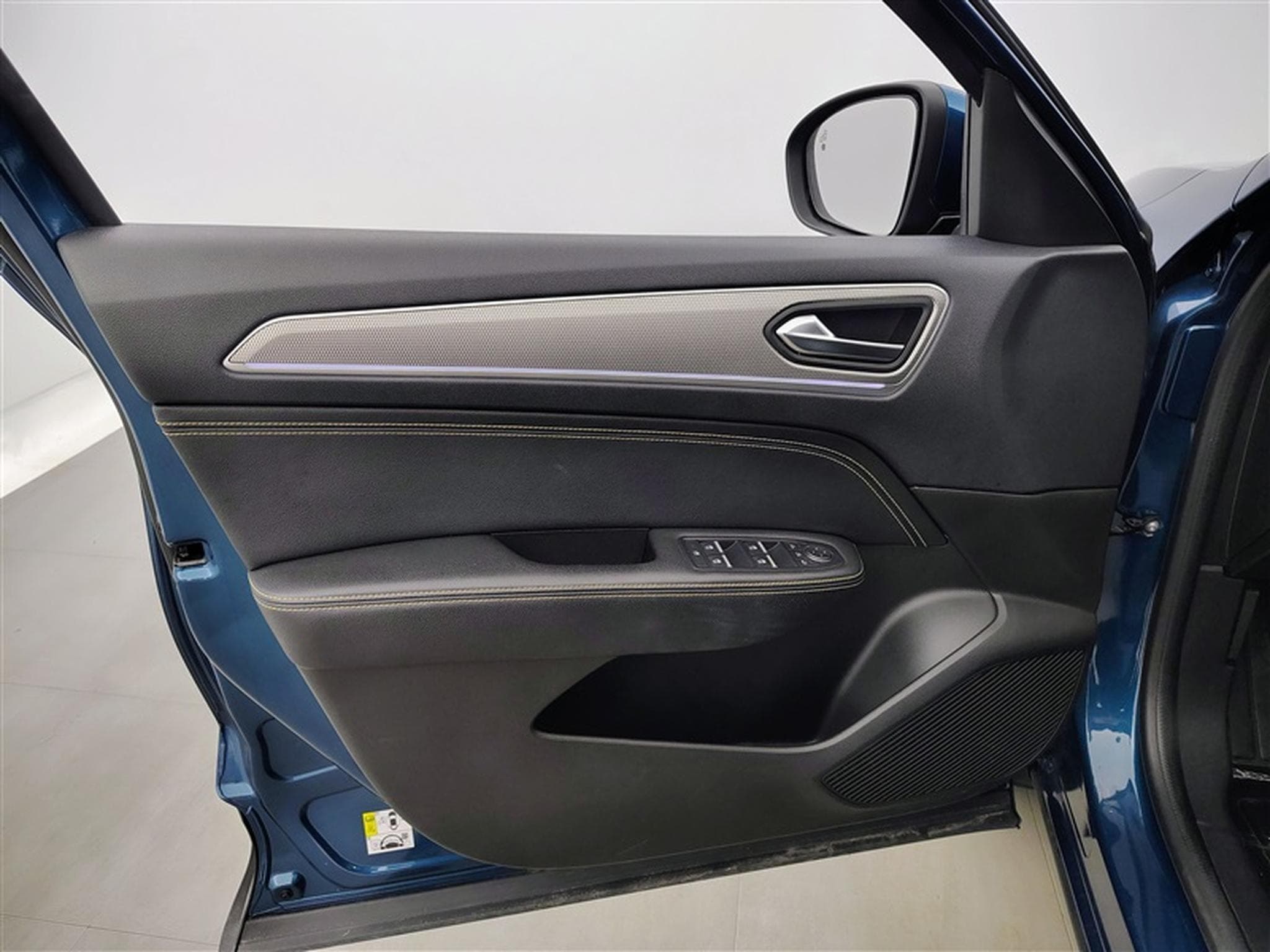 Renault Arkana 1.3 TCe 140cv EDC Techno NAVI / FULL LED / S-CUIR (2024) - Foto 15