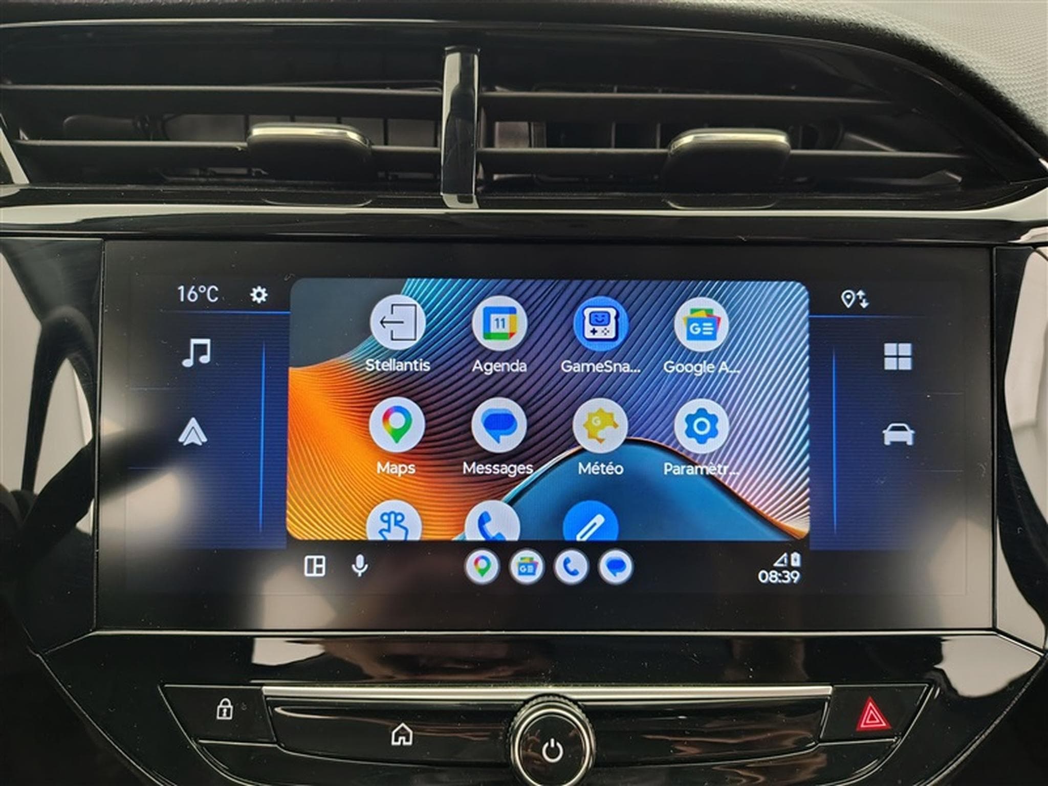 Opel Corsa Facelift 1.2i Edition CARPLAY (2024) - Foto 20