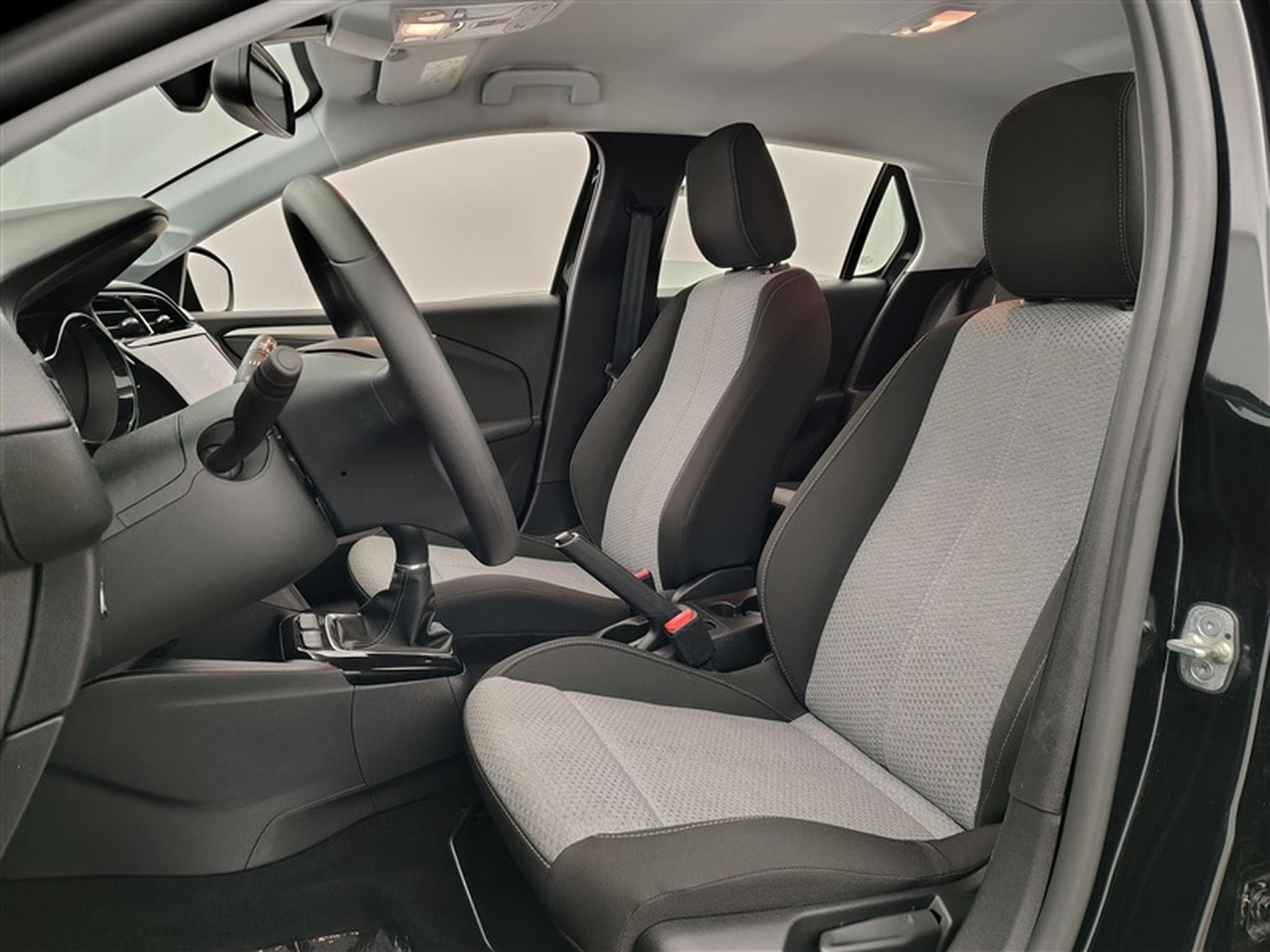 Opel Corsa Facelift 1.2i Edition CARPLAY (2024) - Foto 7