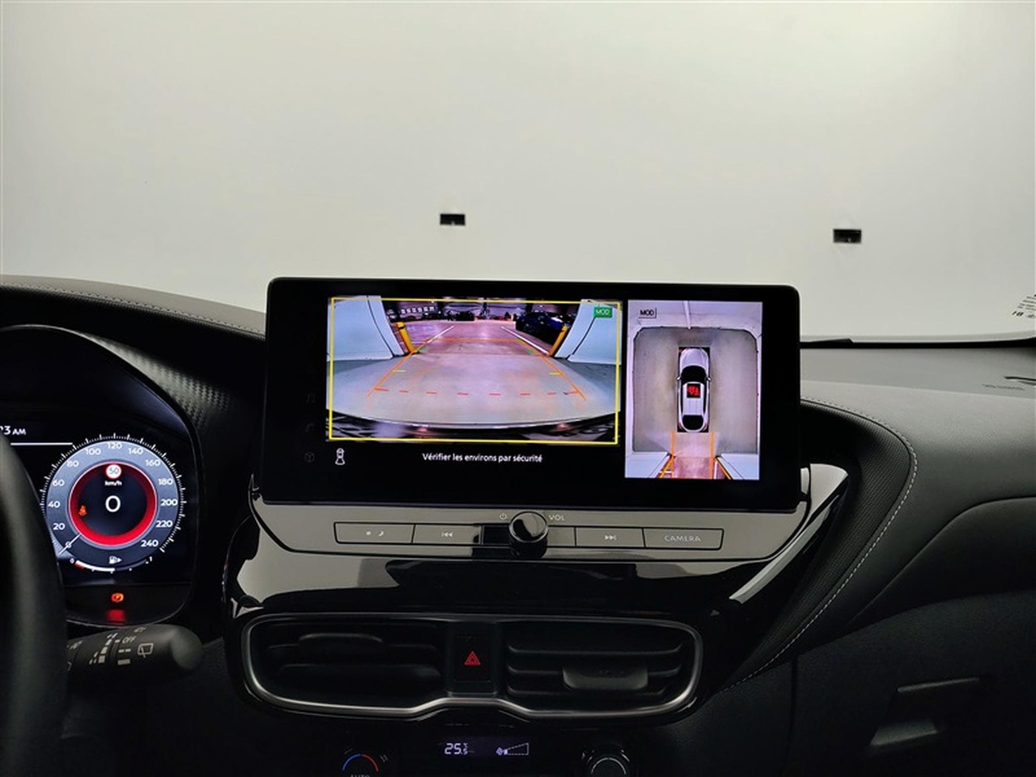Nissan Juke 1.0 DIG-T 114Cv Tekna S-CUIR / NAVI / CARPLAY / CAMERA (2025) - Foto 18