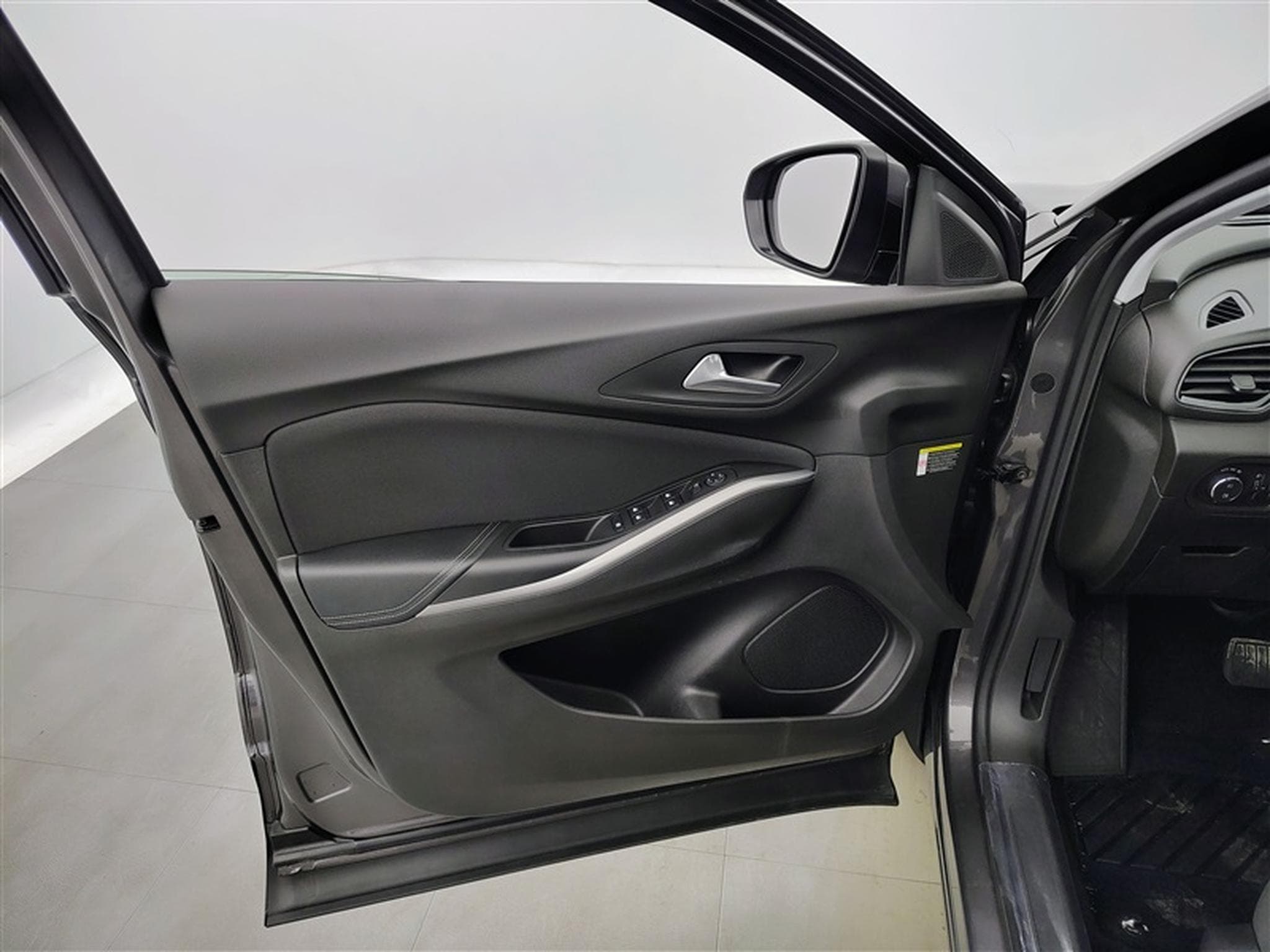 Opel Grandland 1.2 Turbo ECOTEC Edition FULL LED / NAVI / CARPLAY (2020) - Foto 17