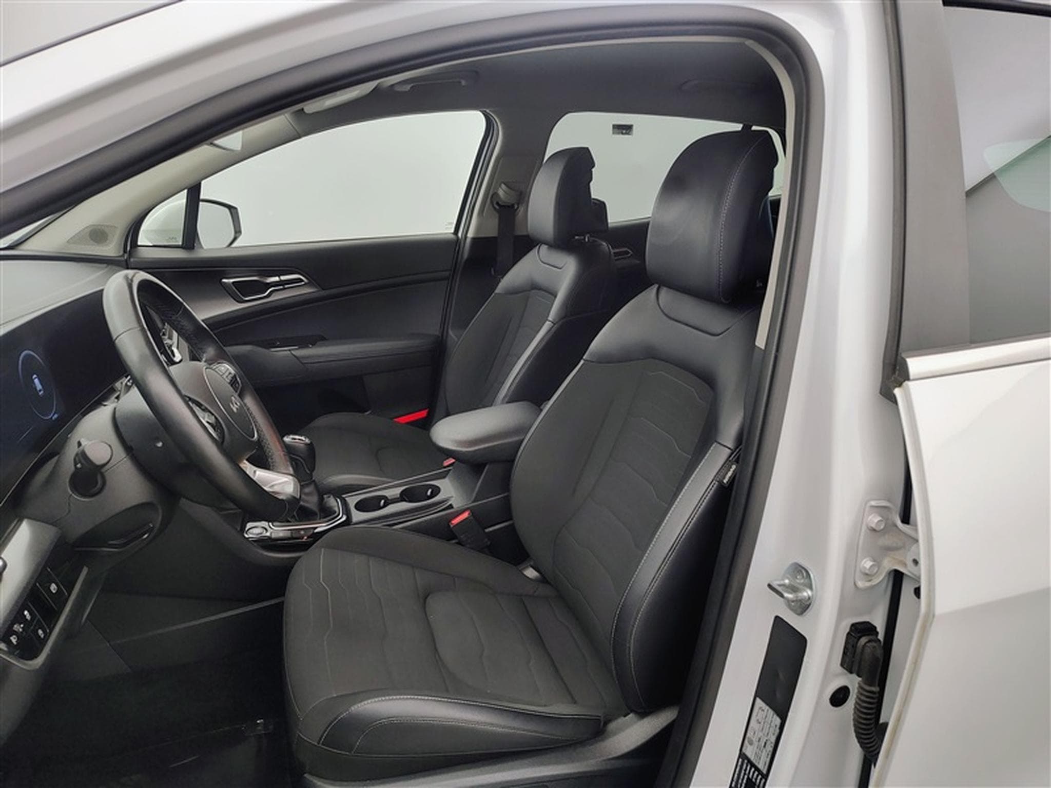 Kia Sportage 1.6 T-GDi Inspire *NAVI/FULL LED/CAMERA/PDC/JA18 (2024) - Photo 7