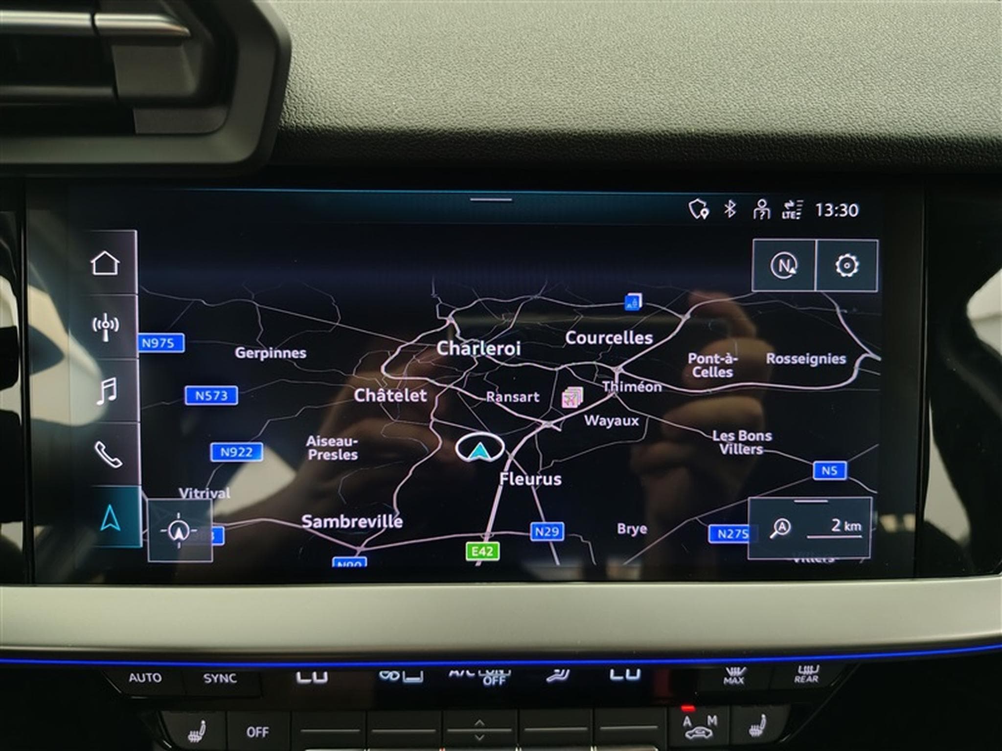 Audi A3 30 TFSI S line  Cuir / Navi / Led / PDC av+ar (2022) - Photo 11