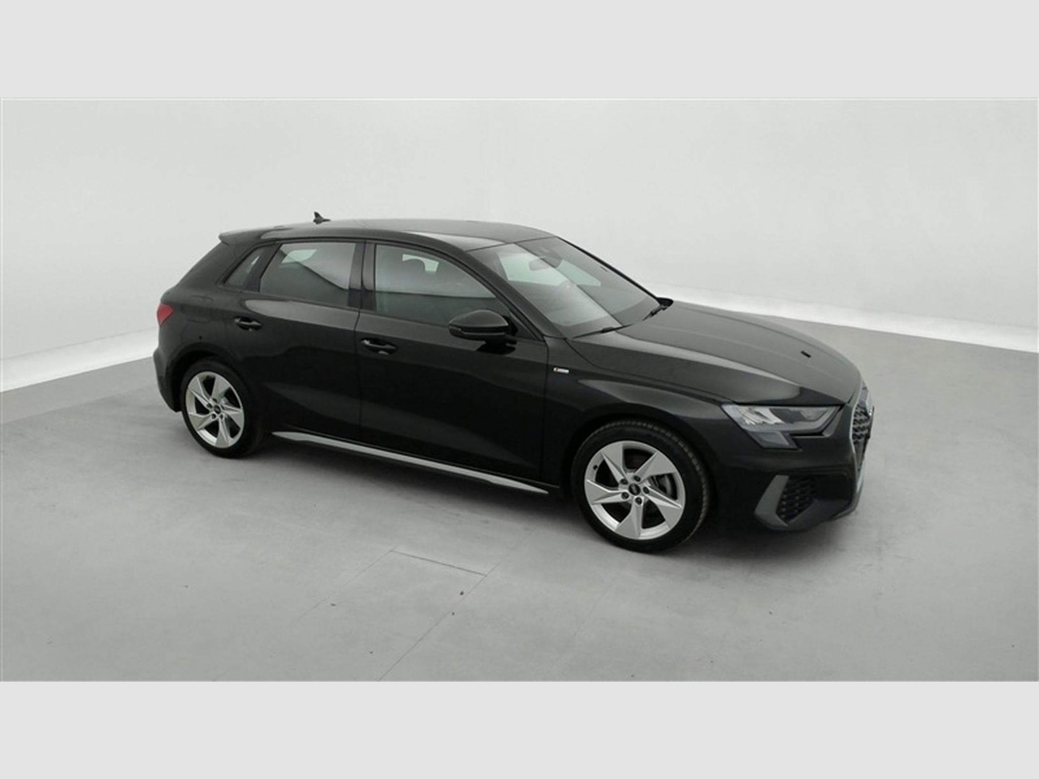Audi A3 30 TFSI S line  Cuir / Navi / Led / PDC av+ar (2022) - Photo 23