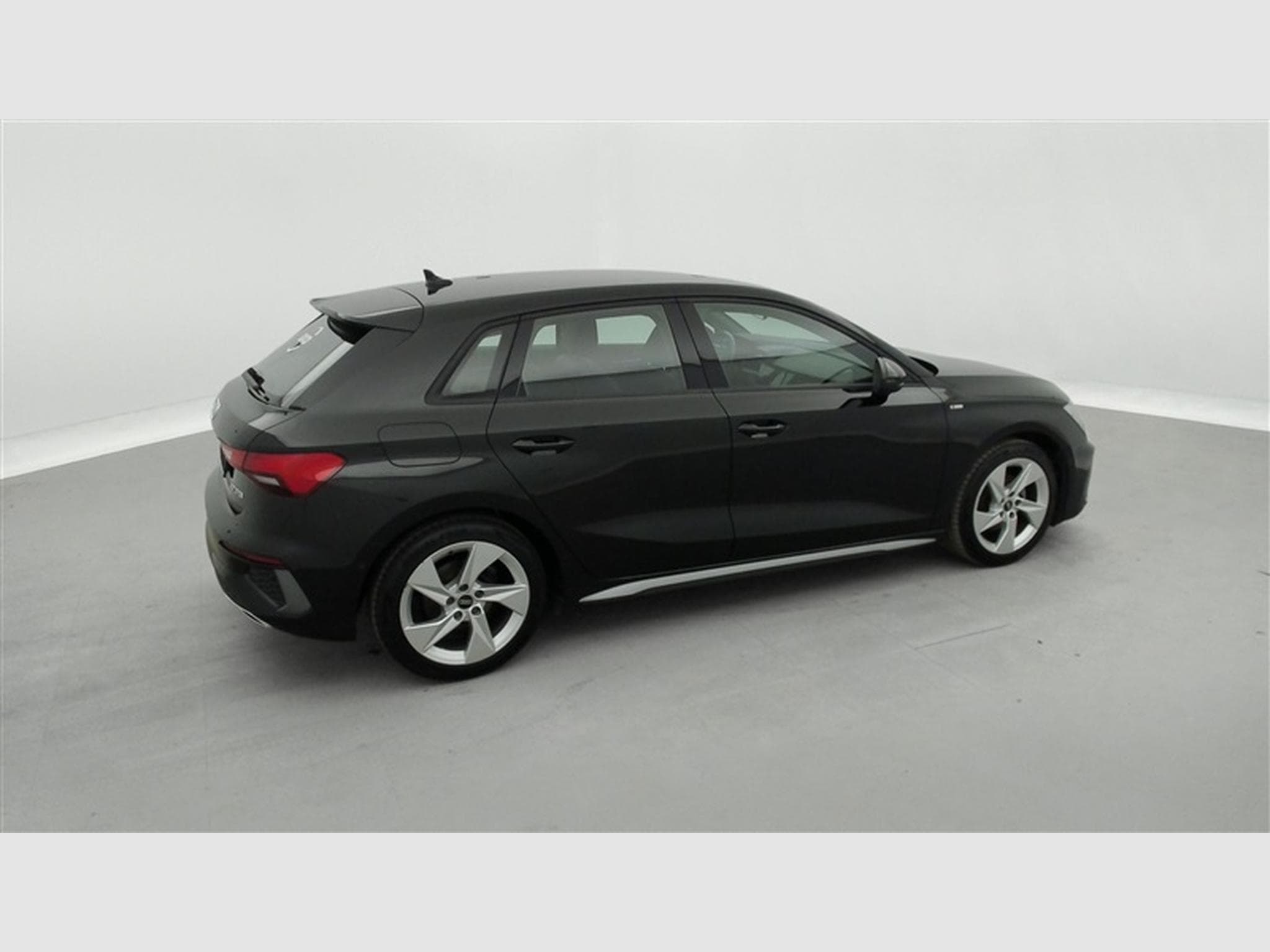 Audi A3 30 TFSI S line  Cuir / Navi / Led / PDC av+ar (2022) - Photo 25