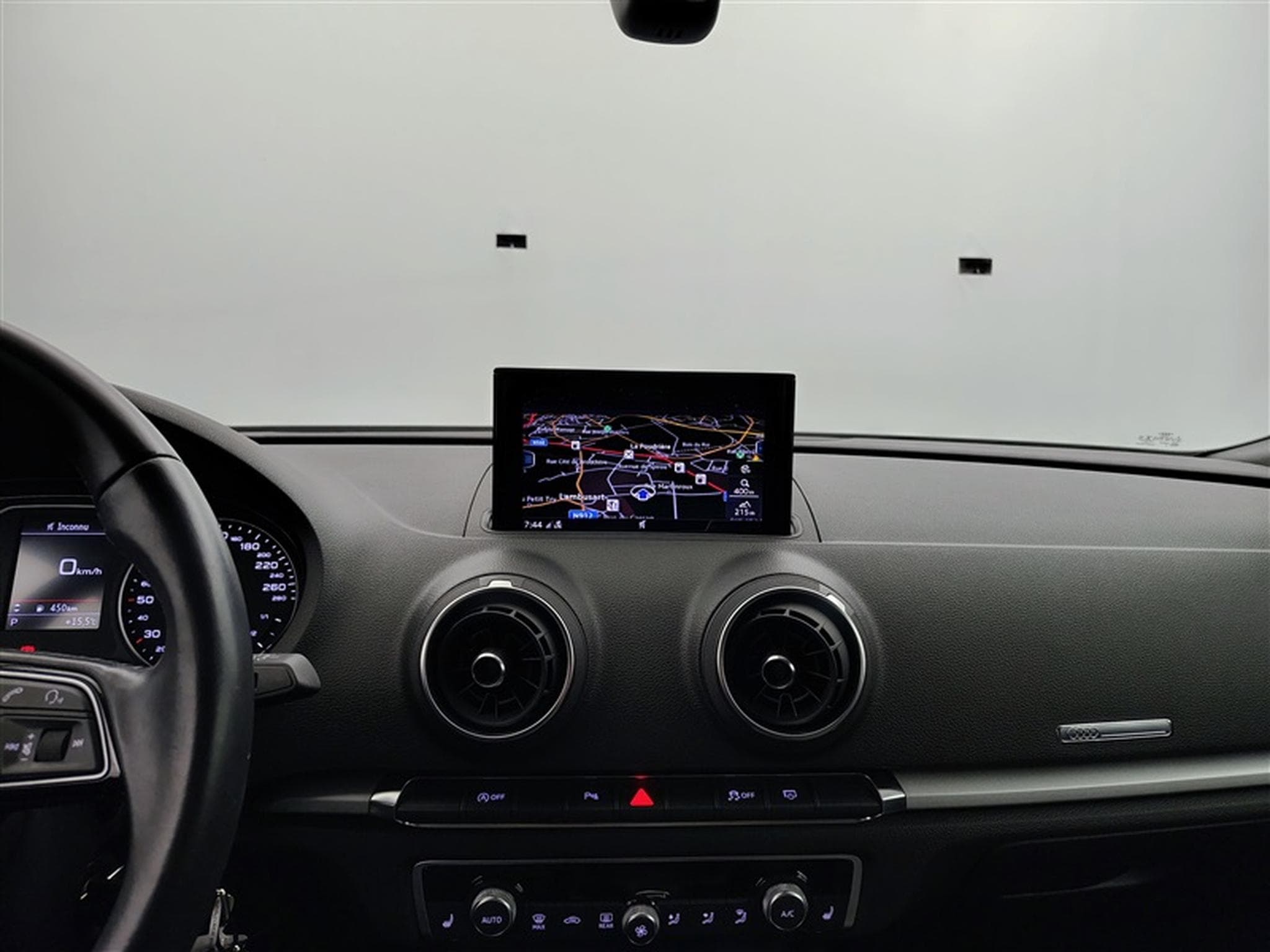 Audi A3 30 TFSI S tronic  Cuir / Navi / Led / PDC av+ar (2019) - Photo 11